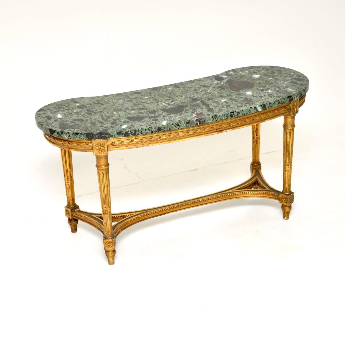 Antique French Wood dorato Tavolo da caffè con piano in marmo In condizioni buone in vendita a London, GB