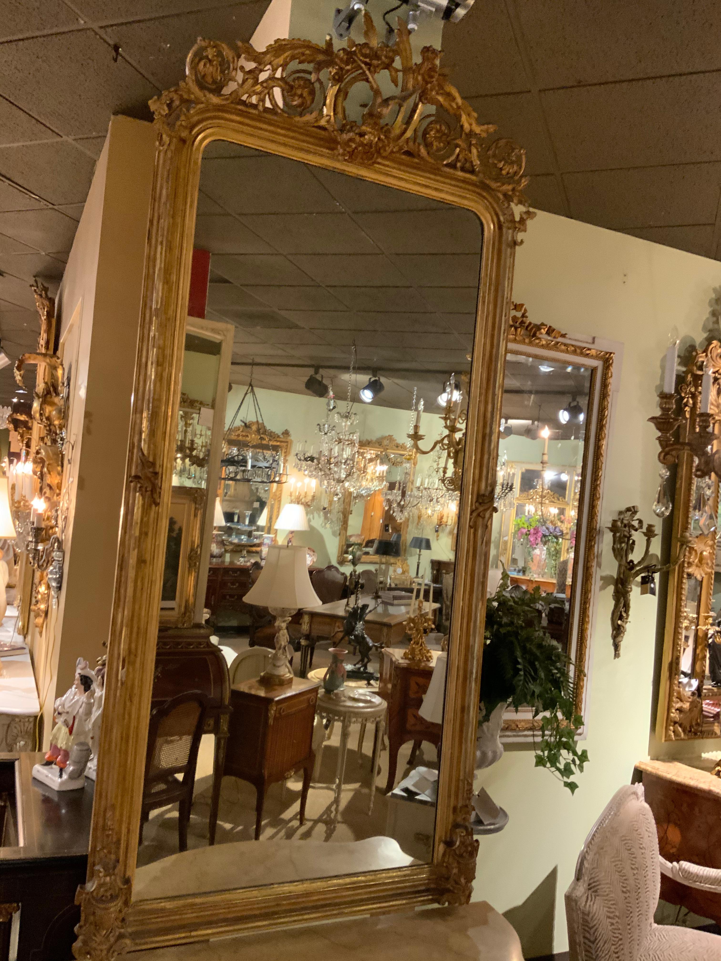 Antique French Giltwood Mirror with Carved Bird at the Crest, circa 1890 4