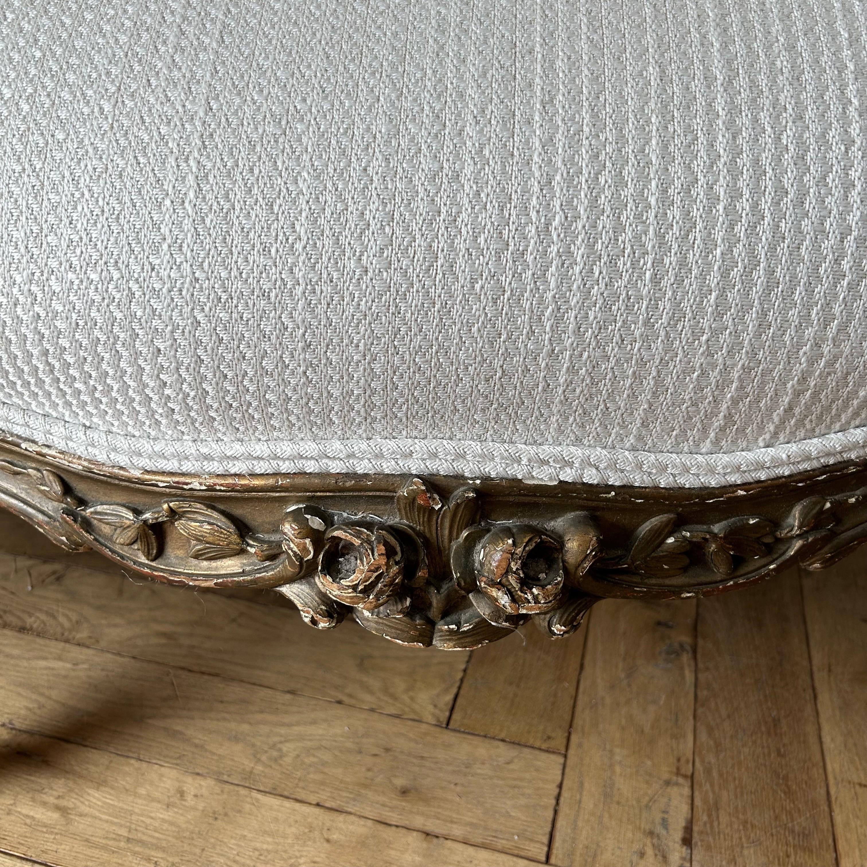 Antique French Gilt Wood Settee Upholstered in Antique White Wool and Cashmere For Sale 10