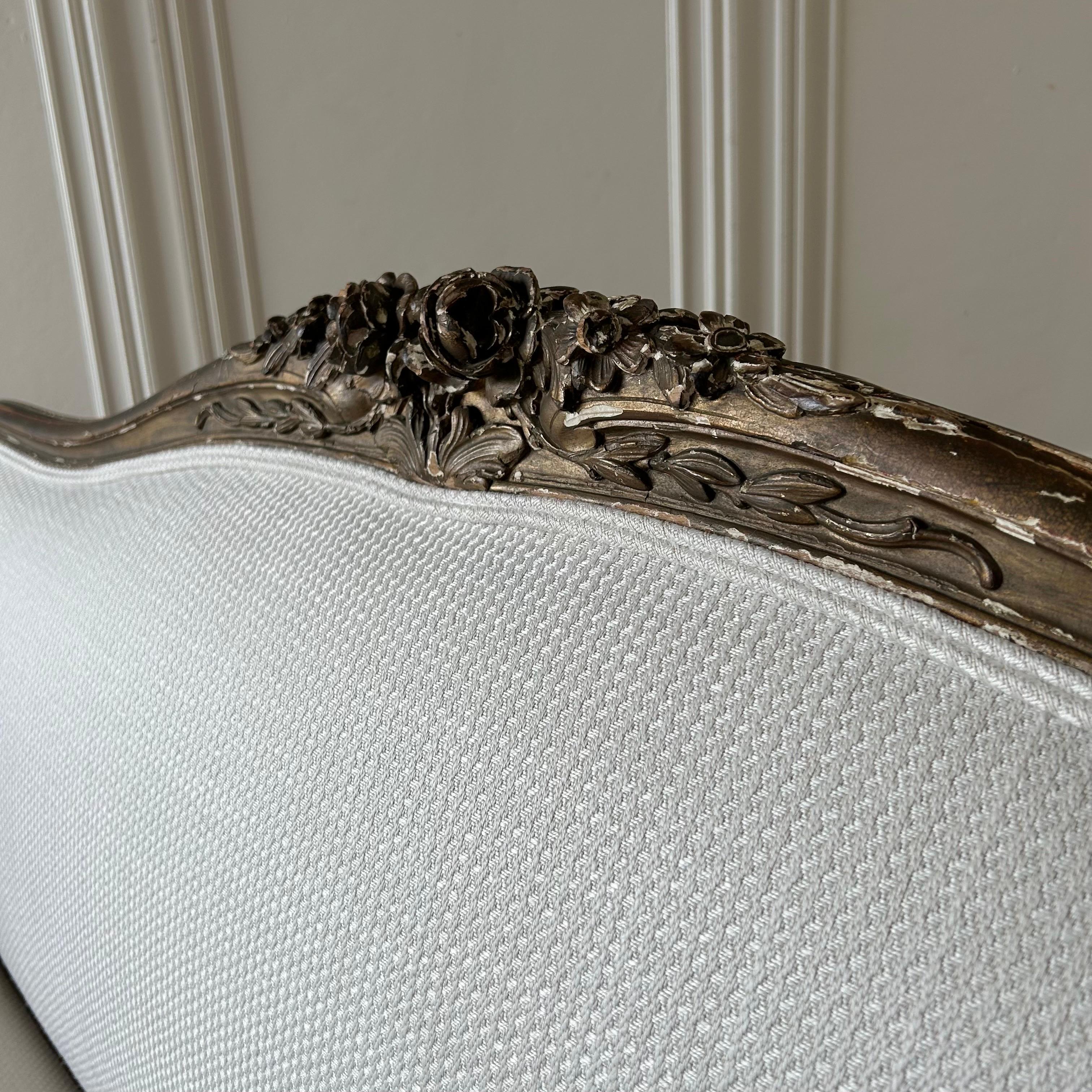 Antique French Gilt Wood Settee Upholstered in Antique White Wool and Cashmere For Sale 15