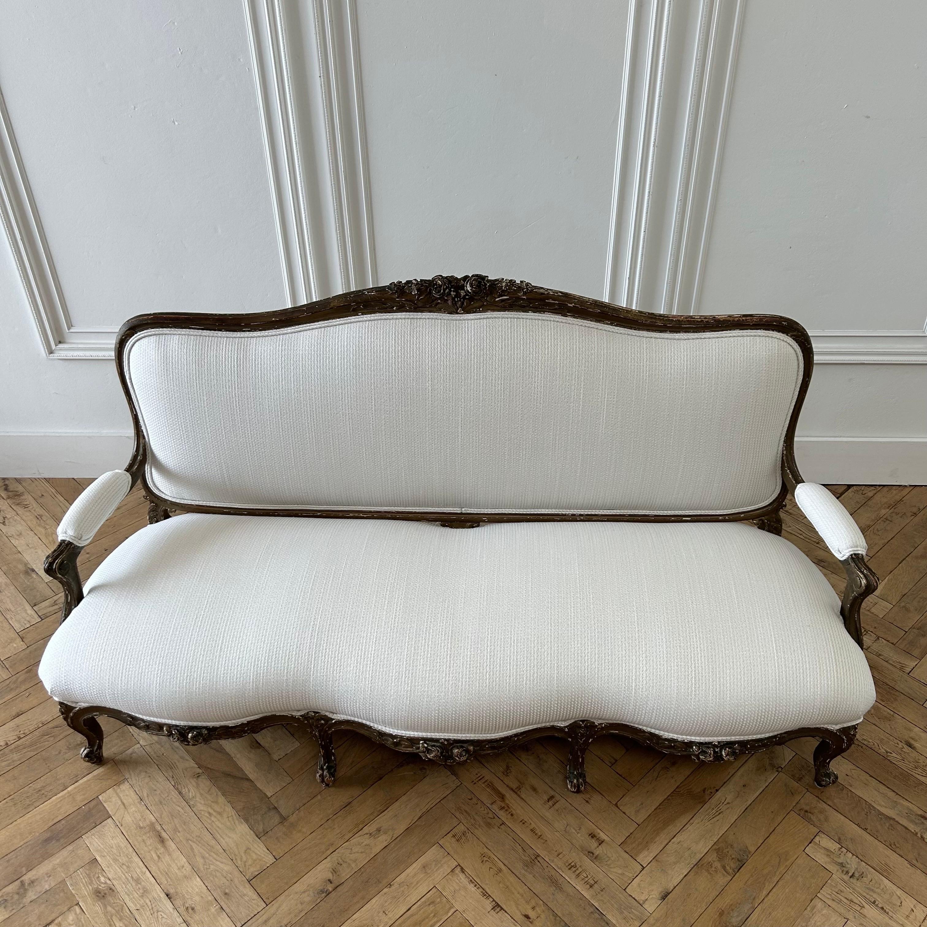 Antique French Gilt Wood Settee Upholstered in Antique White Wool and Cashmere For Sale 2