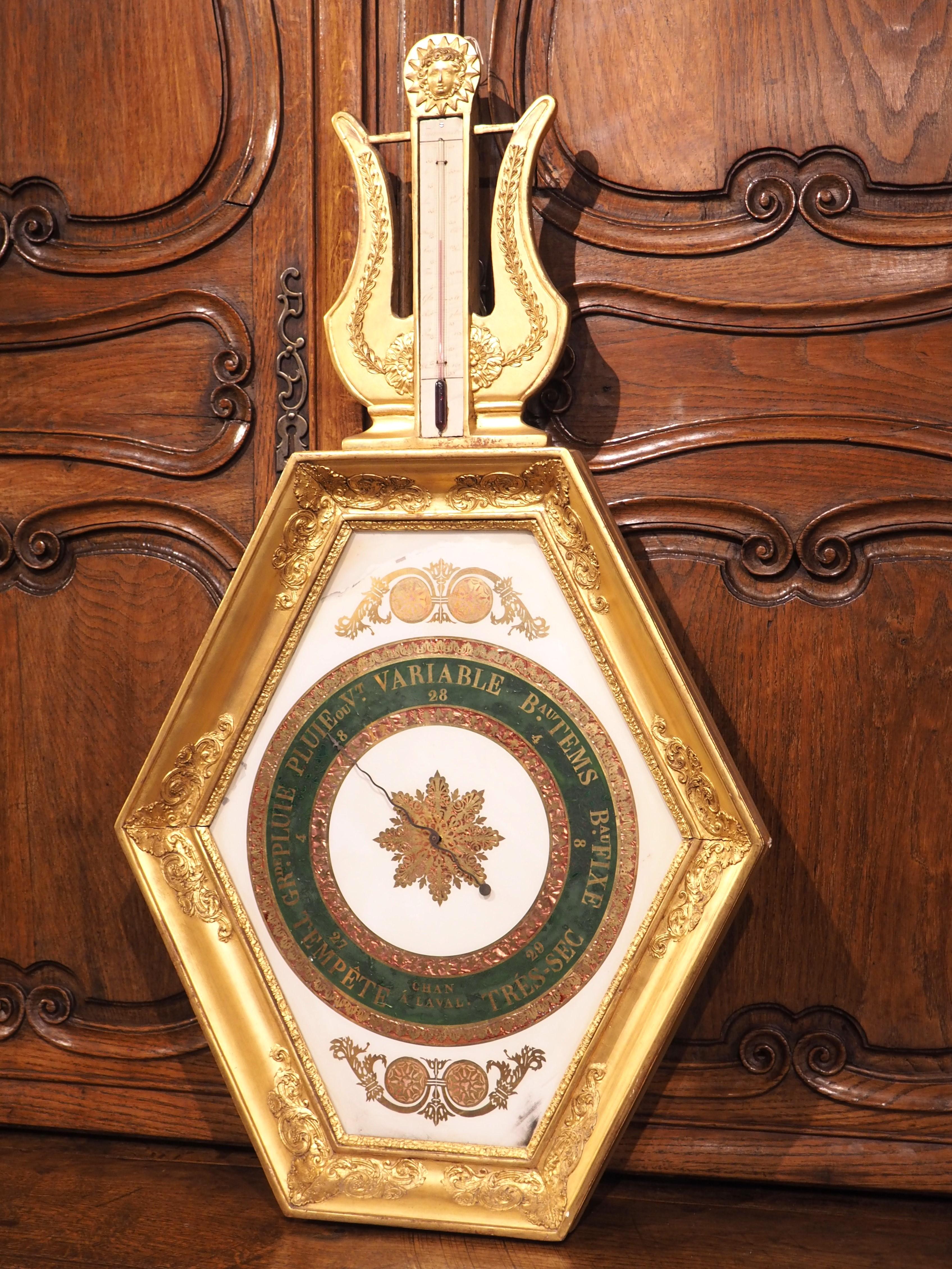 thermomètre baromètre français ancien en bois doré, vers 1815 en vente 10
