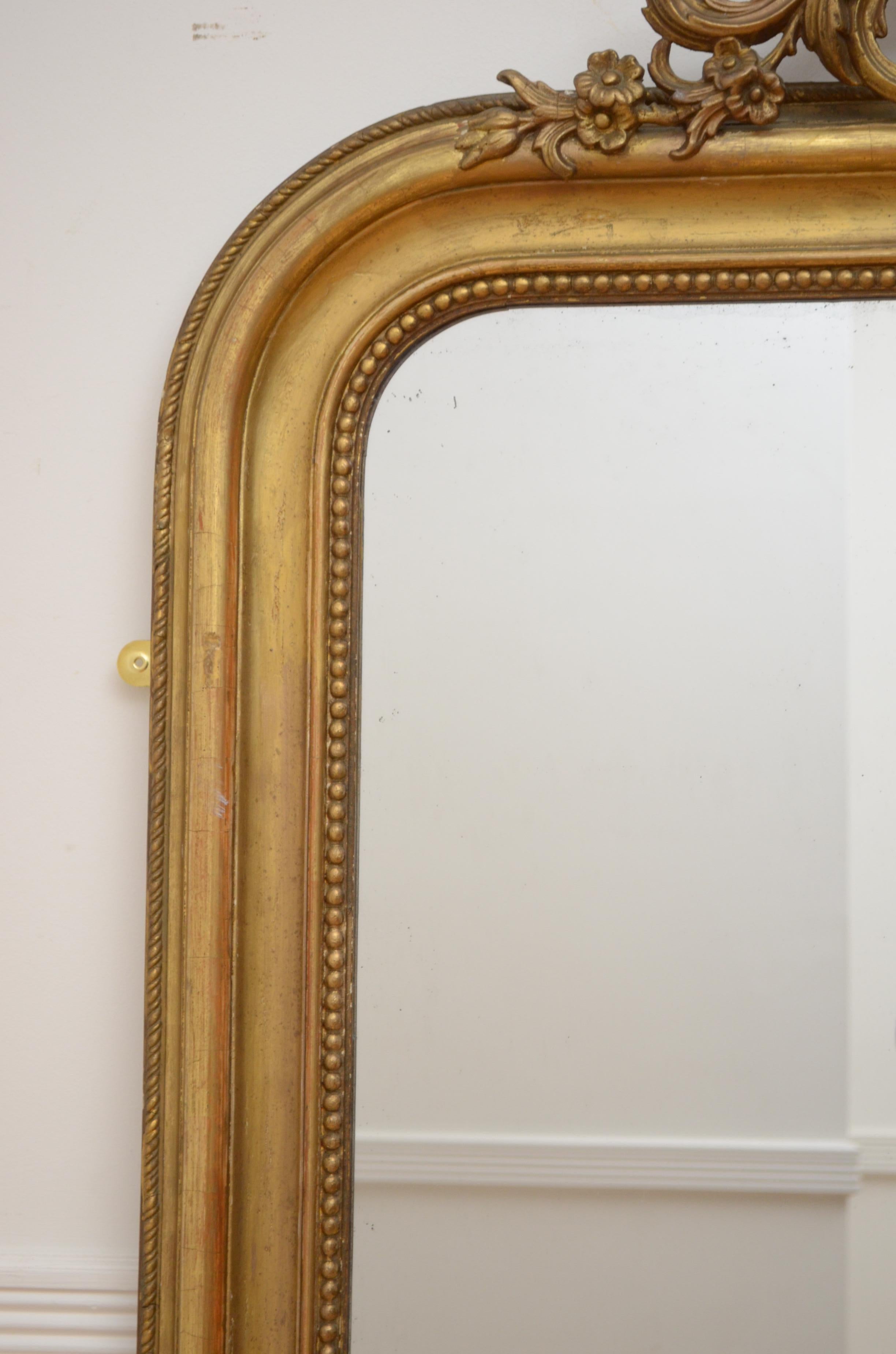 Antique French Giltwood Mesa Consola Espejo H167cm Hoja de oro en venta