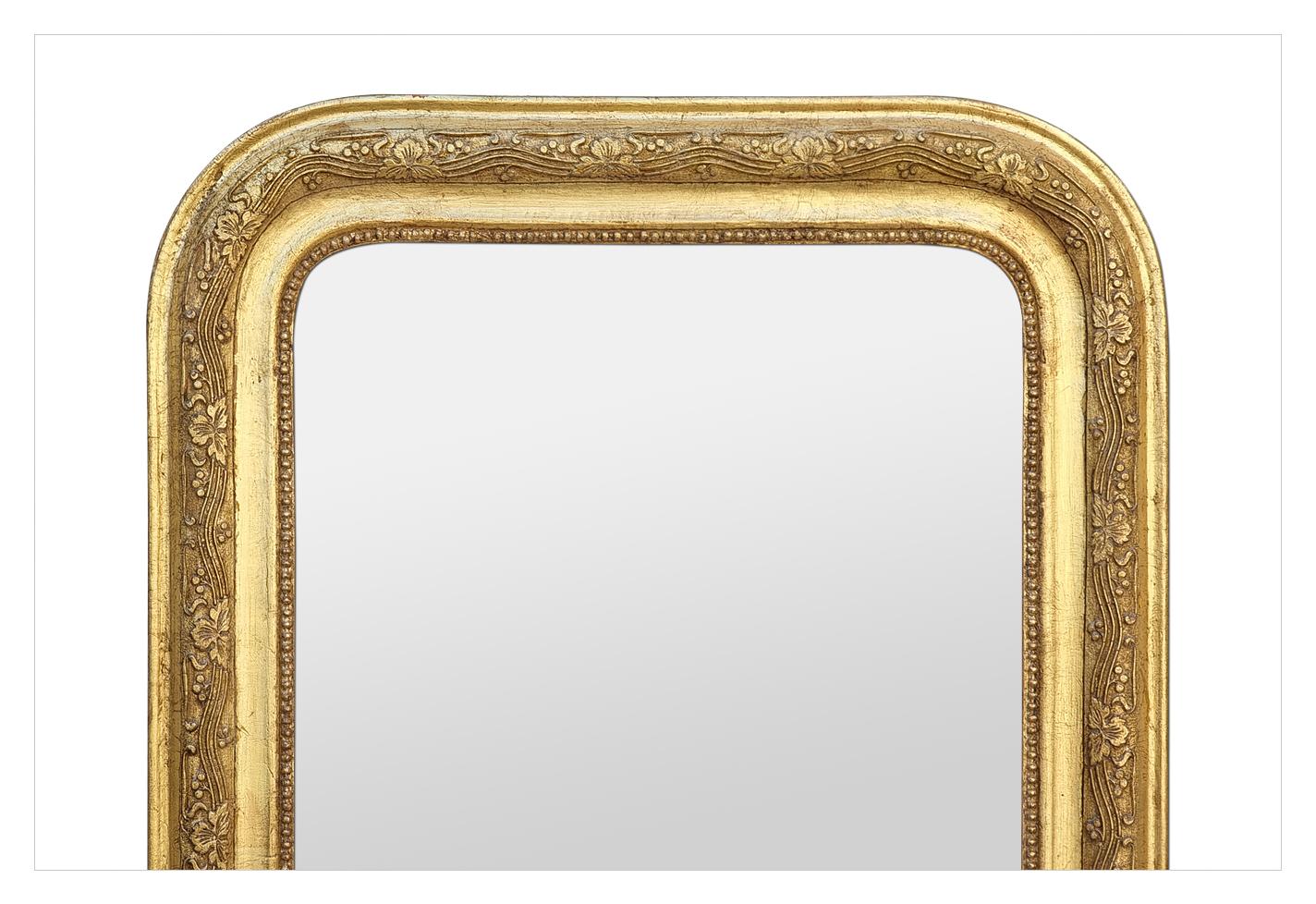 Antiker französischer Spiegel aus vergoldetem Holz im Louis-Philippe-Stil, um 1930 (Louis Philippe) im Angebot