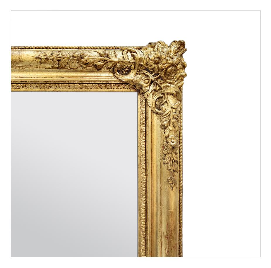 Mid-19th Century Antique French Giltwood Mirror, Romantic Style, circa 1830 For Sale
