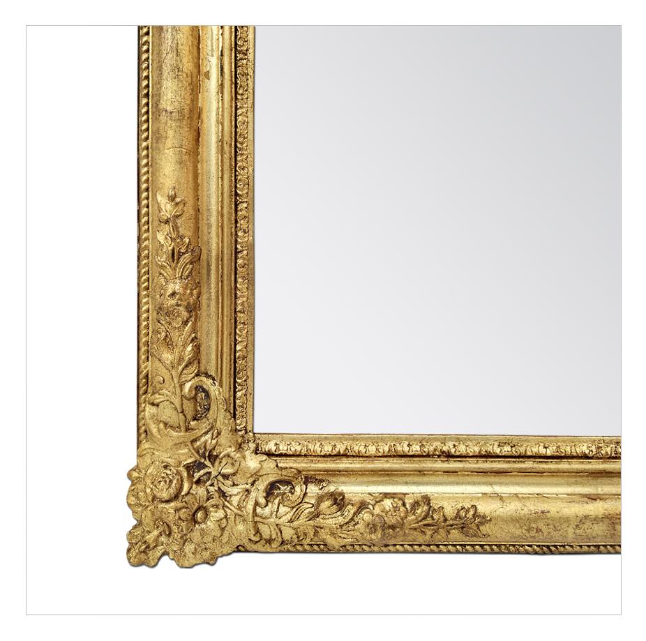 Antique French Giltwood Mirror, Romantic Style, circa 1830 For Sale 1