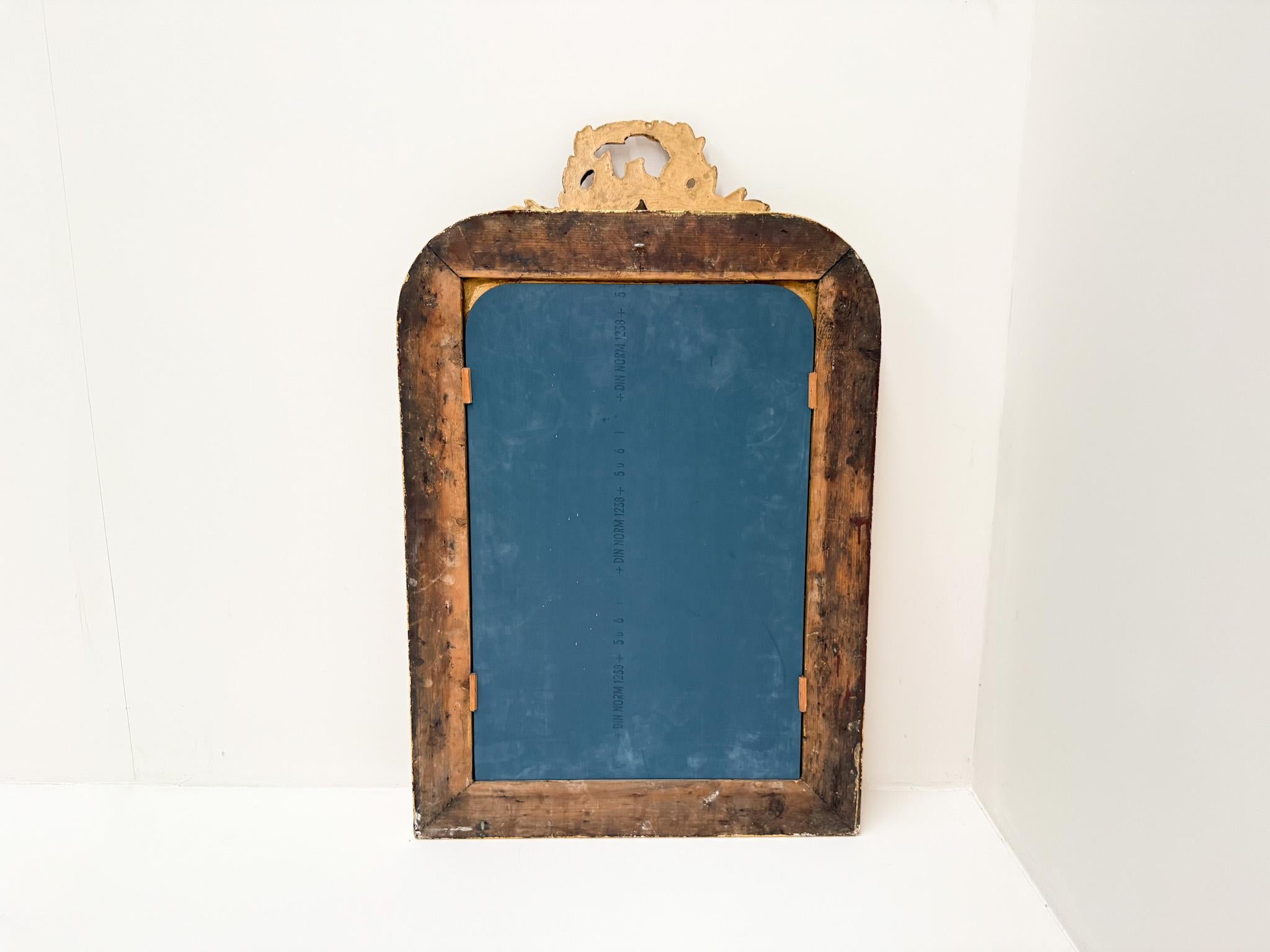 Antique Mirror francese in legno dorato con uccello e cresta d'alloro - XIX secolo in vendita 4