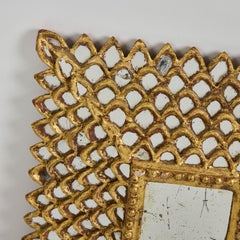 Antique French Giltwood Espejo Cuadrado con Inserciones de Espejo en Escamas de Pescado