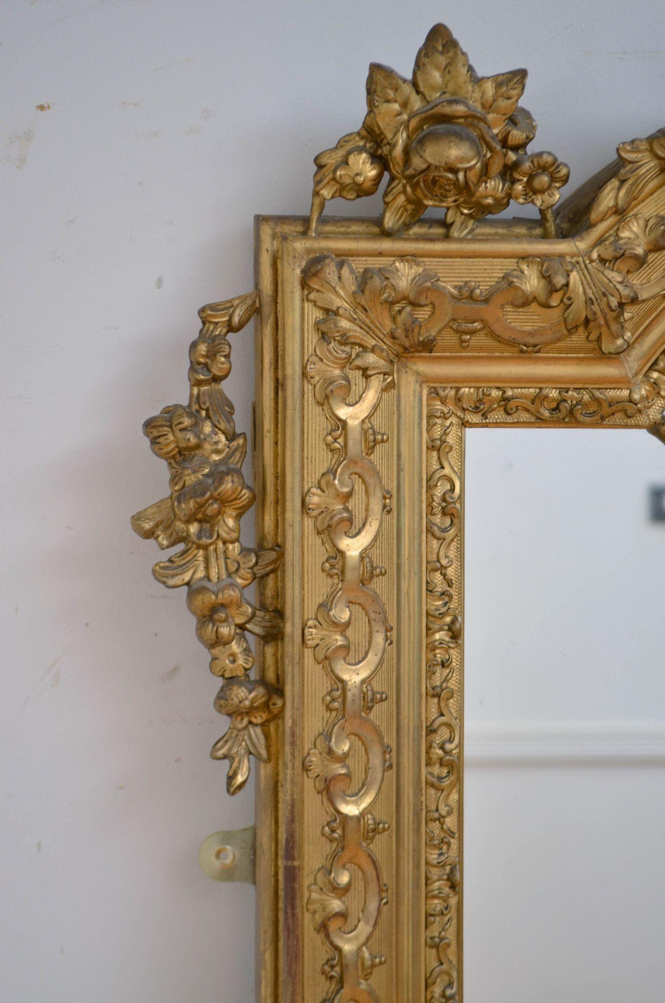 XIXe siècle Miroir mural français ancien en bois doré 169 cm en vente