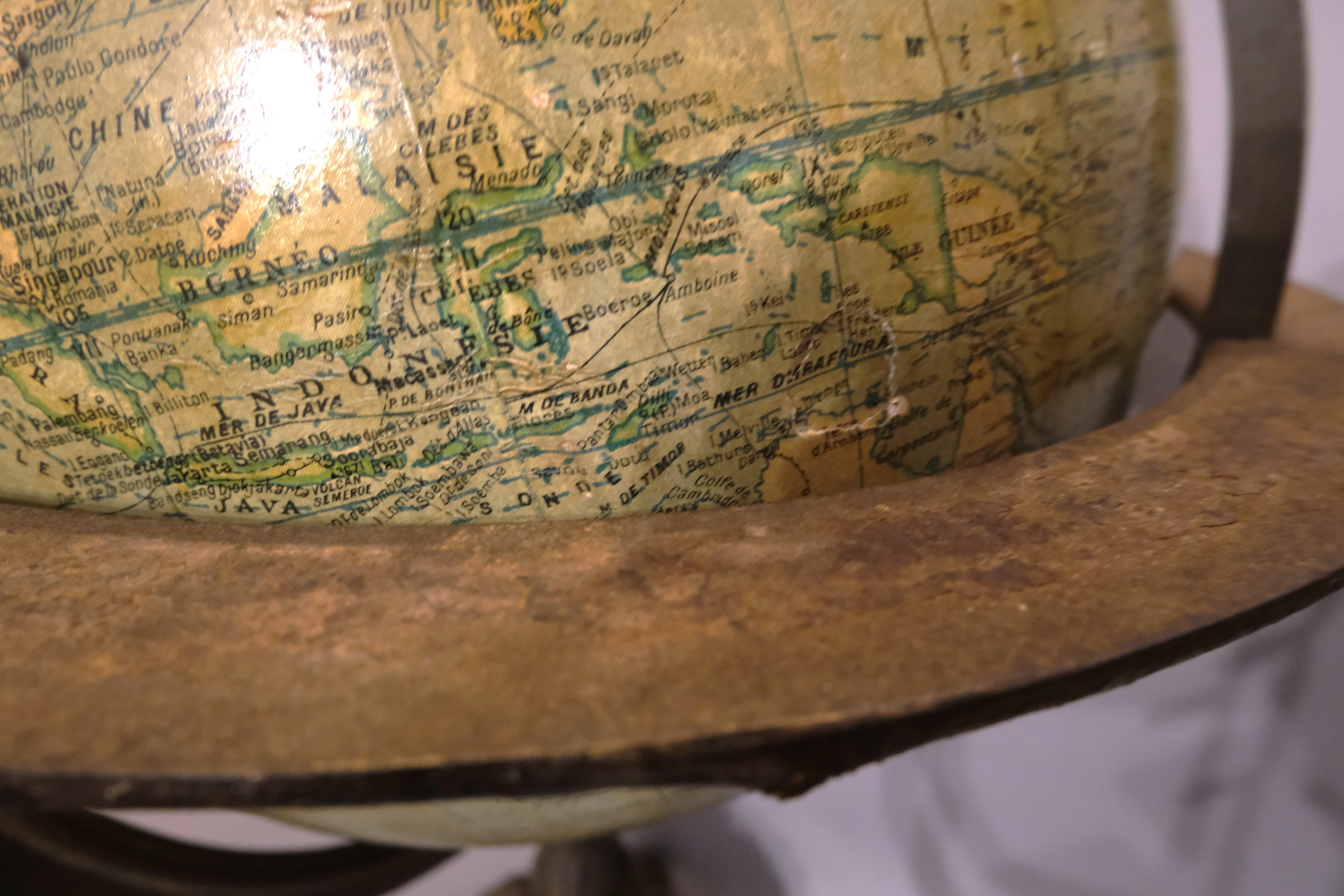 Cast Antique French globe For Sale