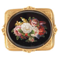 Antike französische Brosche aus Gold und Mikromosaik