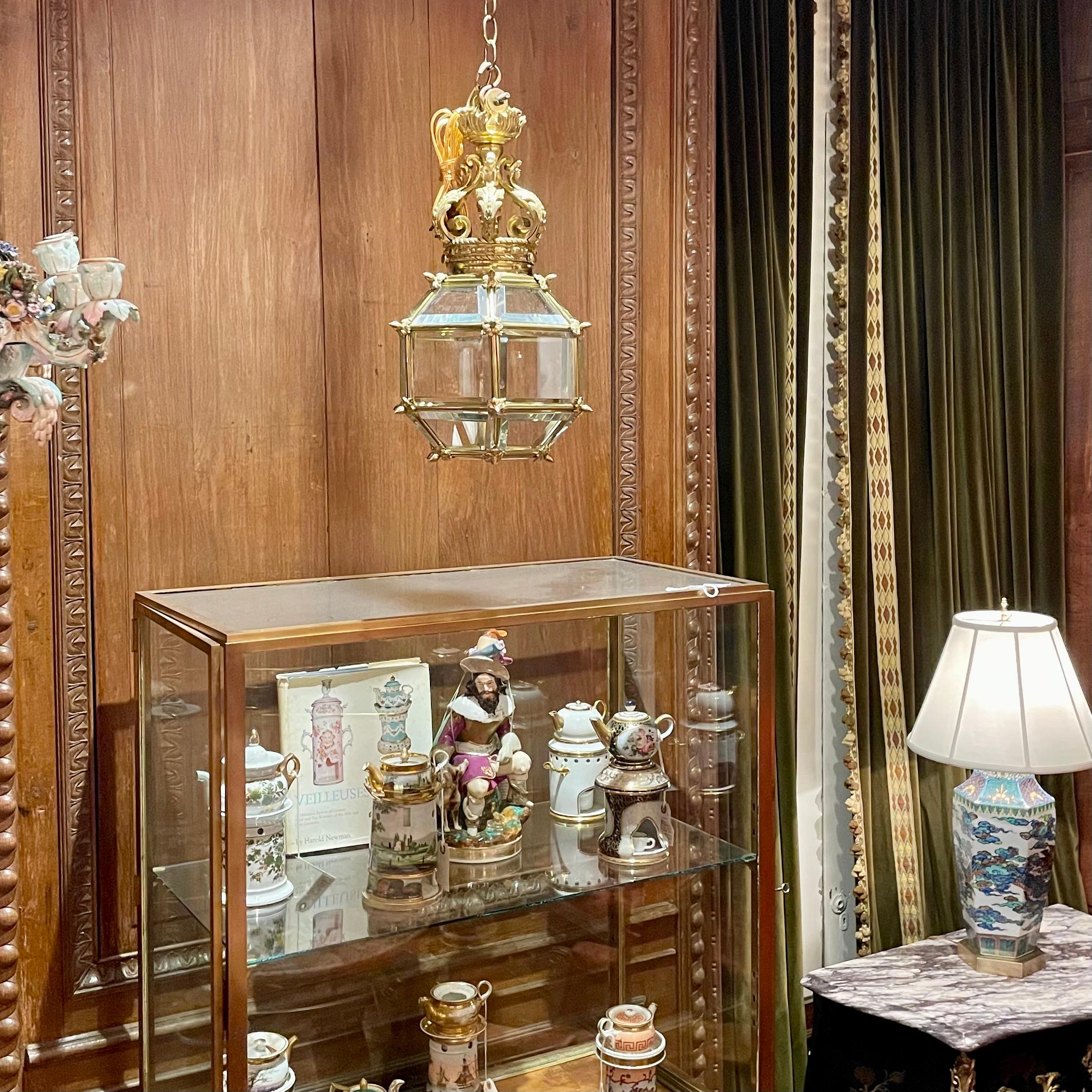 Antique French Gold Bronze and Beveled Glass Chateau Lantern, Circa 1890. For Sale 4