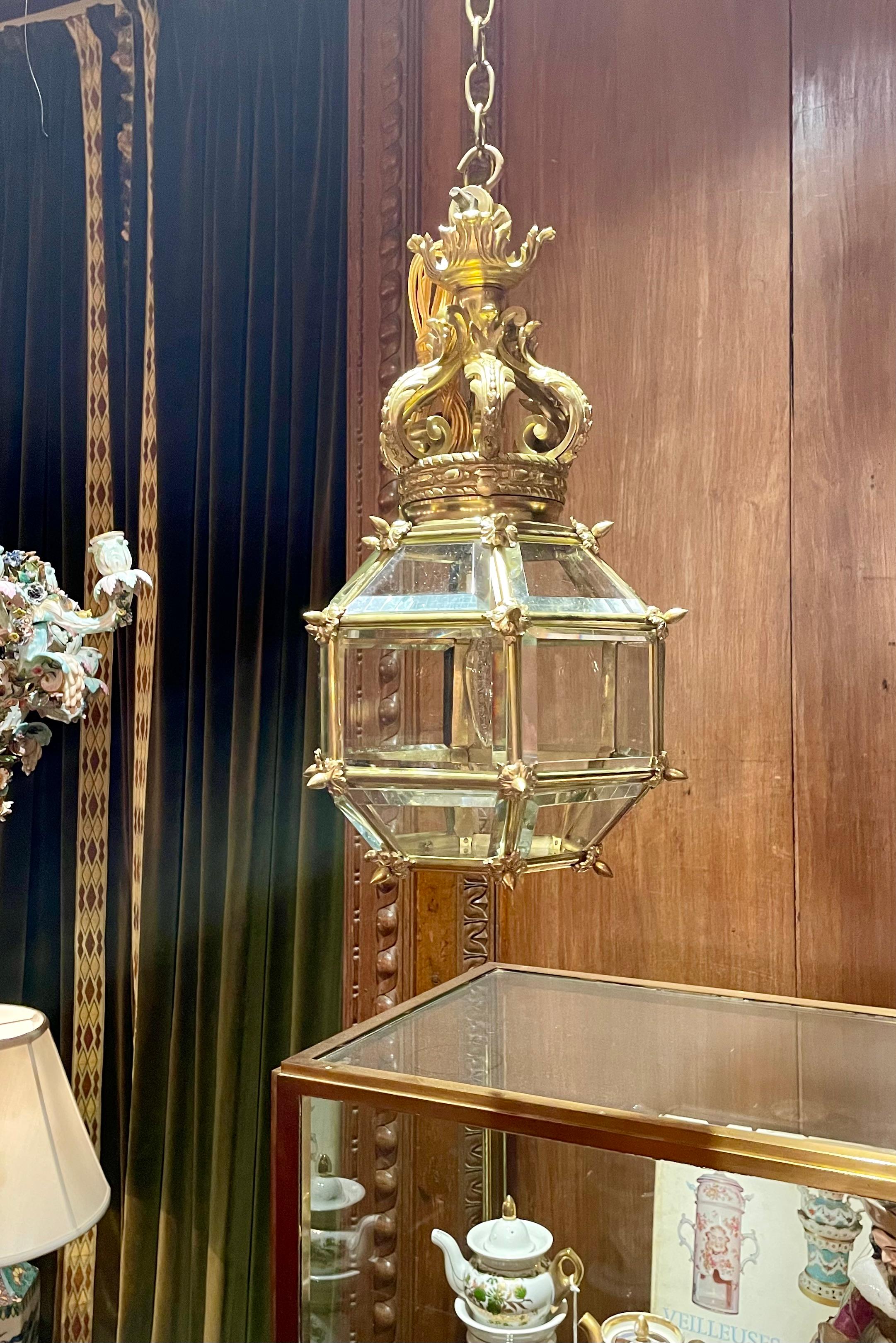 Antique French Gold Bronze and Beveled Glass Chateau Lantern, Circa 1890. For Sale 5