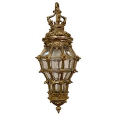 Lanterna Chateau francese in bronzo dorato e vetro smussato, circa 1890.