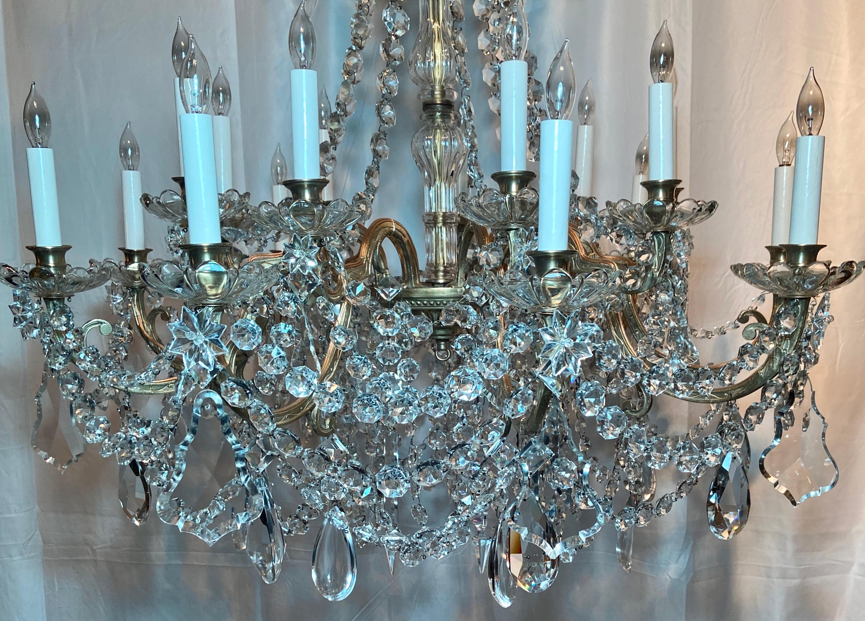 20th Century Antique French Gold Bronze and Crystal 18-Light Chandelier, Circa 1920-1930 For Sale