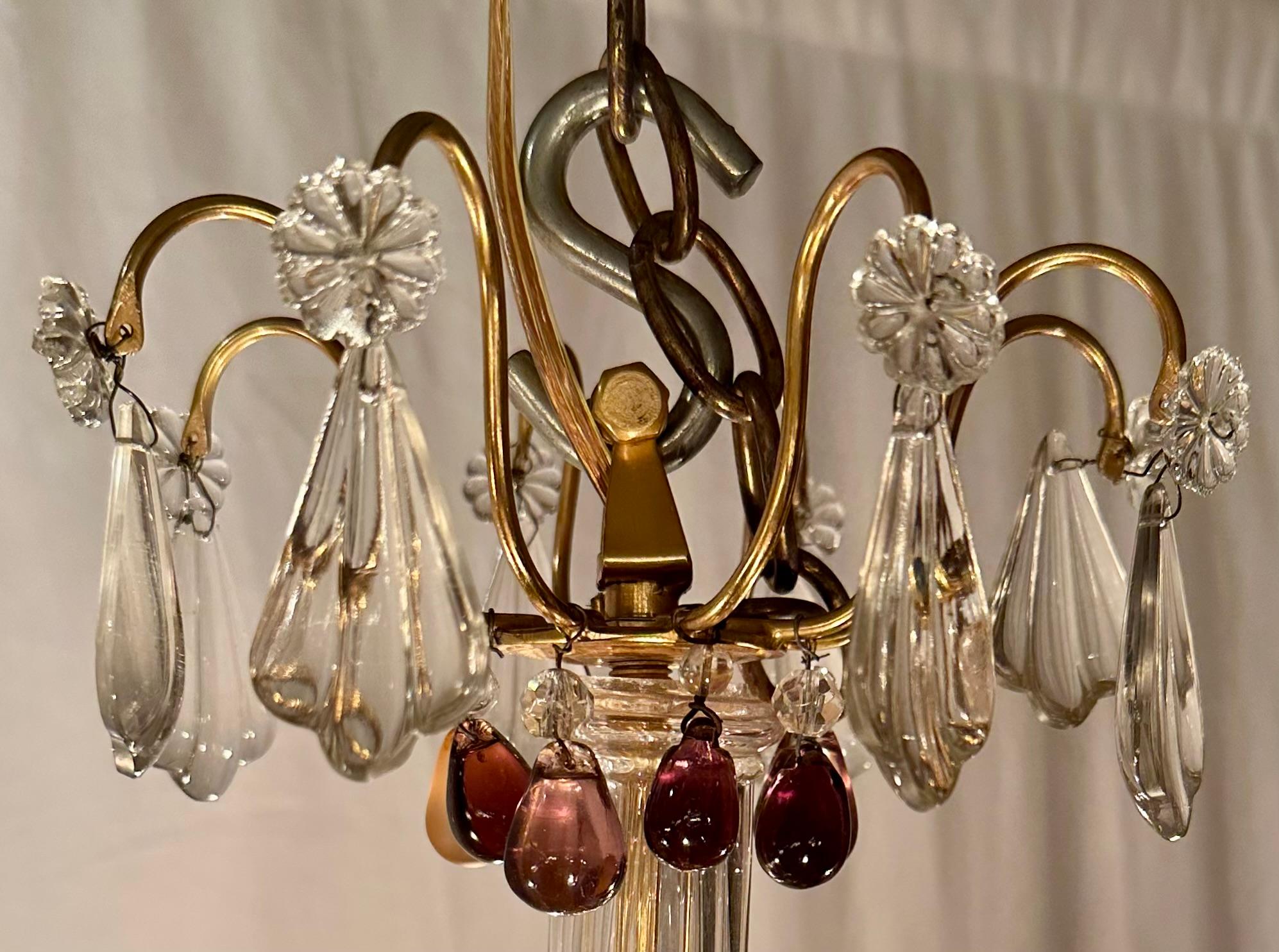 Antique French Gold Bronze and Crystal Beaded Chandelier, Circa 1890-1910. In Good Condition For Sale In New Orleans, LA