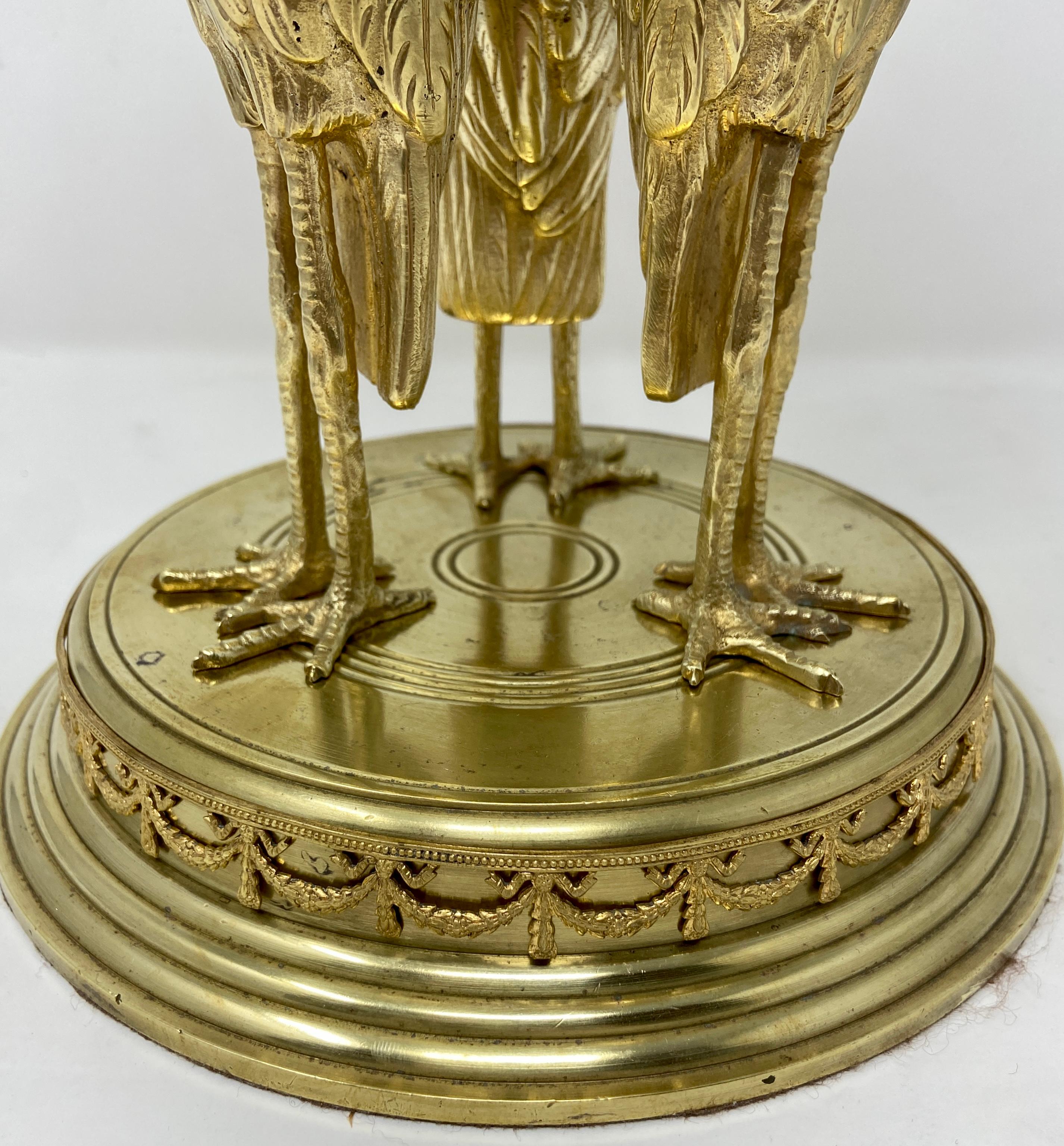 Antike französische „Stork“-Tazza aus Goldbronze und Kristall (Bronze) im Angebot