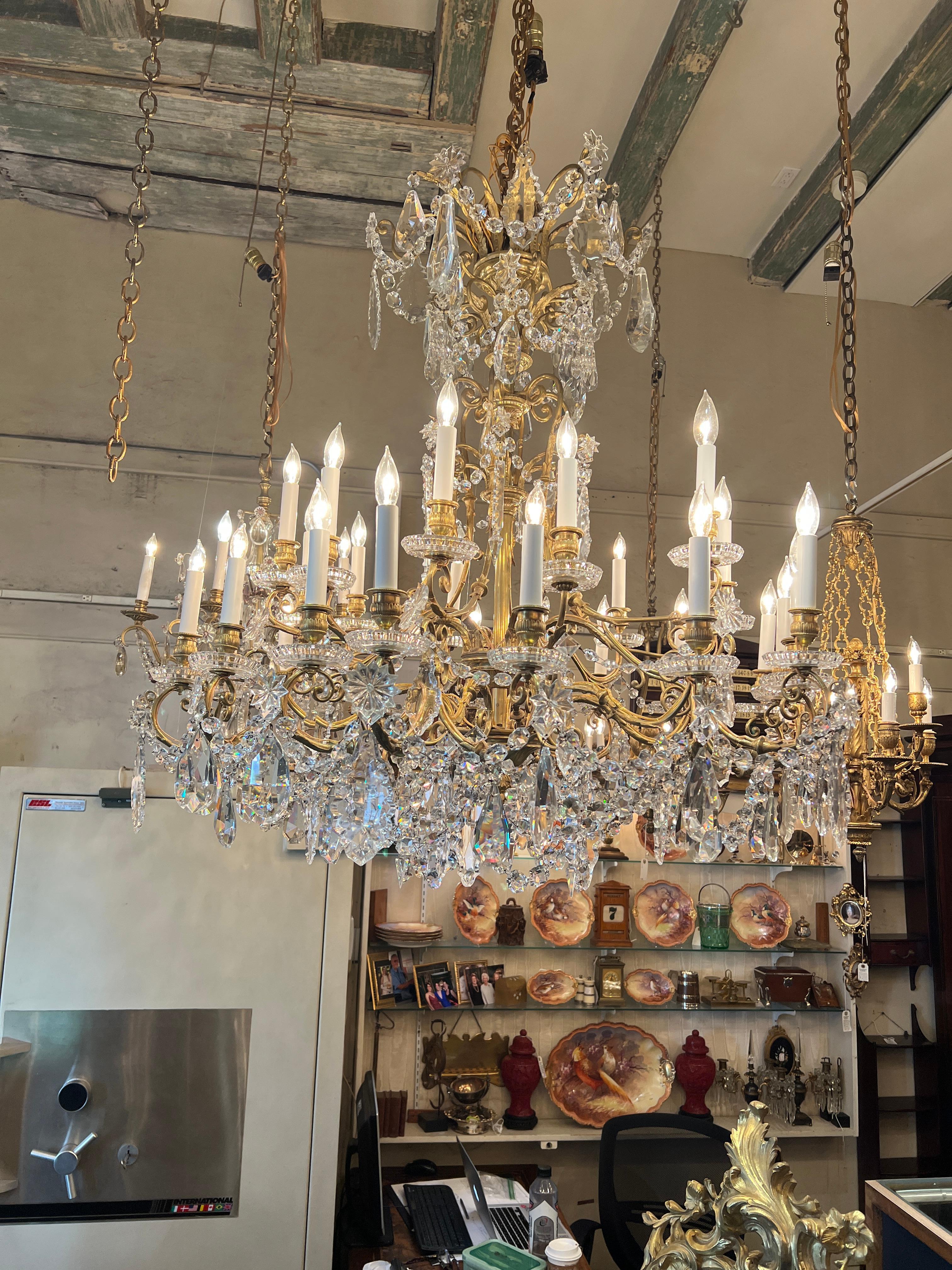 Antique French Gold Bronze & Baccarat Cut Crystal 30 Light Chandelier Circa 1910 For Sale 6