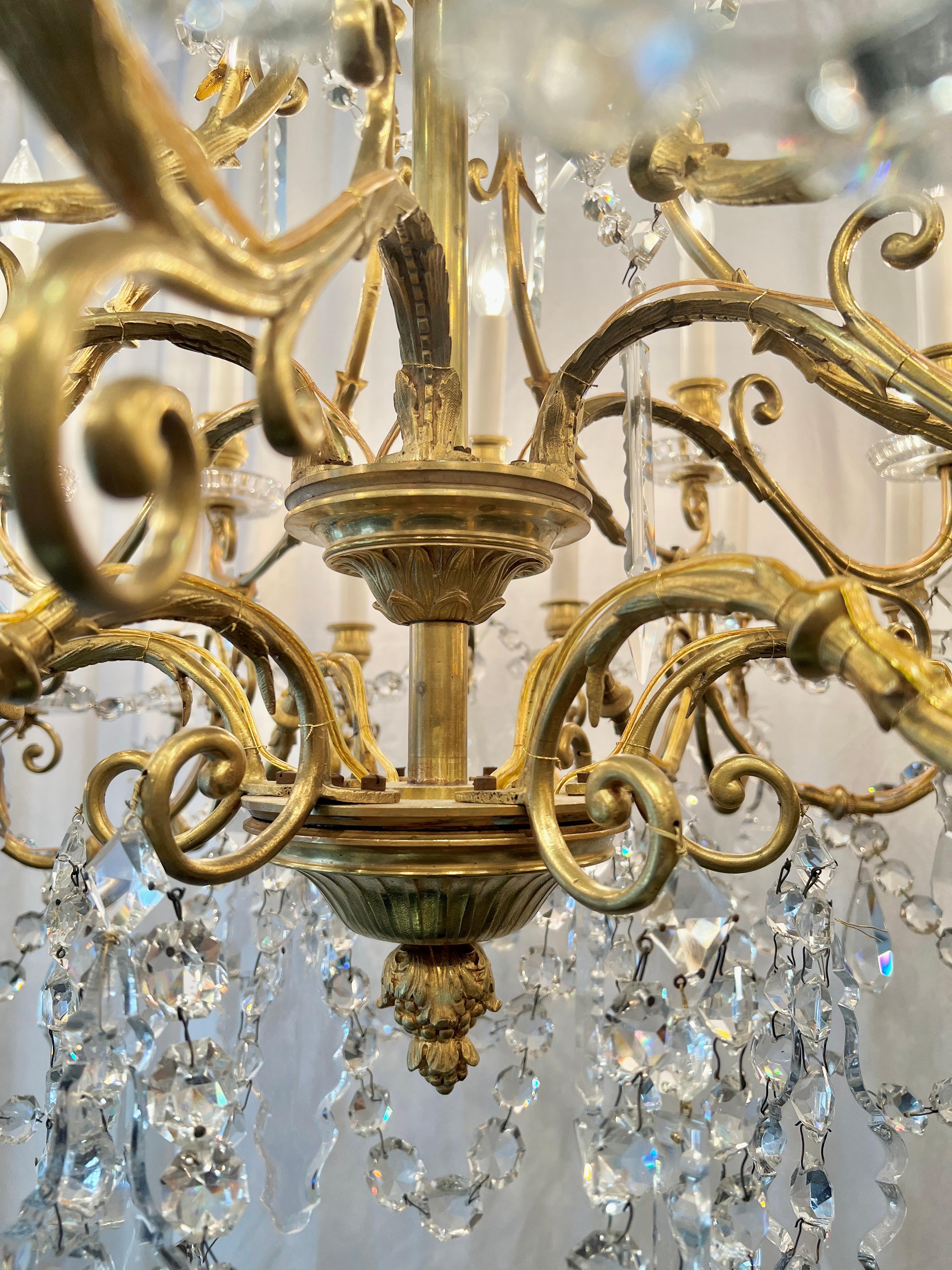 Antique French Gold Bronze & Baccarat Cut Crystal 30 Light Chandelier Circa 1910 For Sale 4