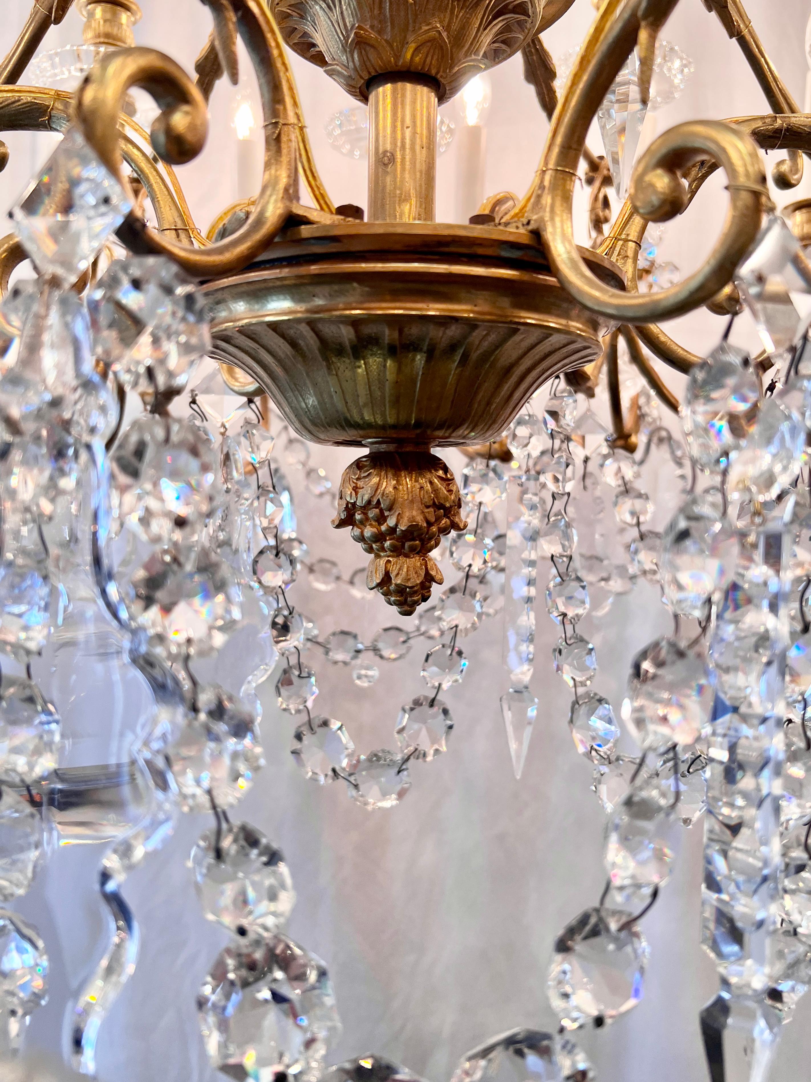 Antique French Gold Bronze & Baccarat Cut Crystal 30 Light Chandelier Circa 1910 For Sale 5