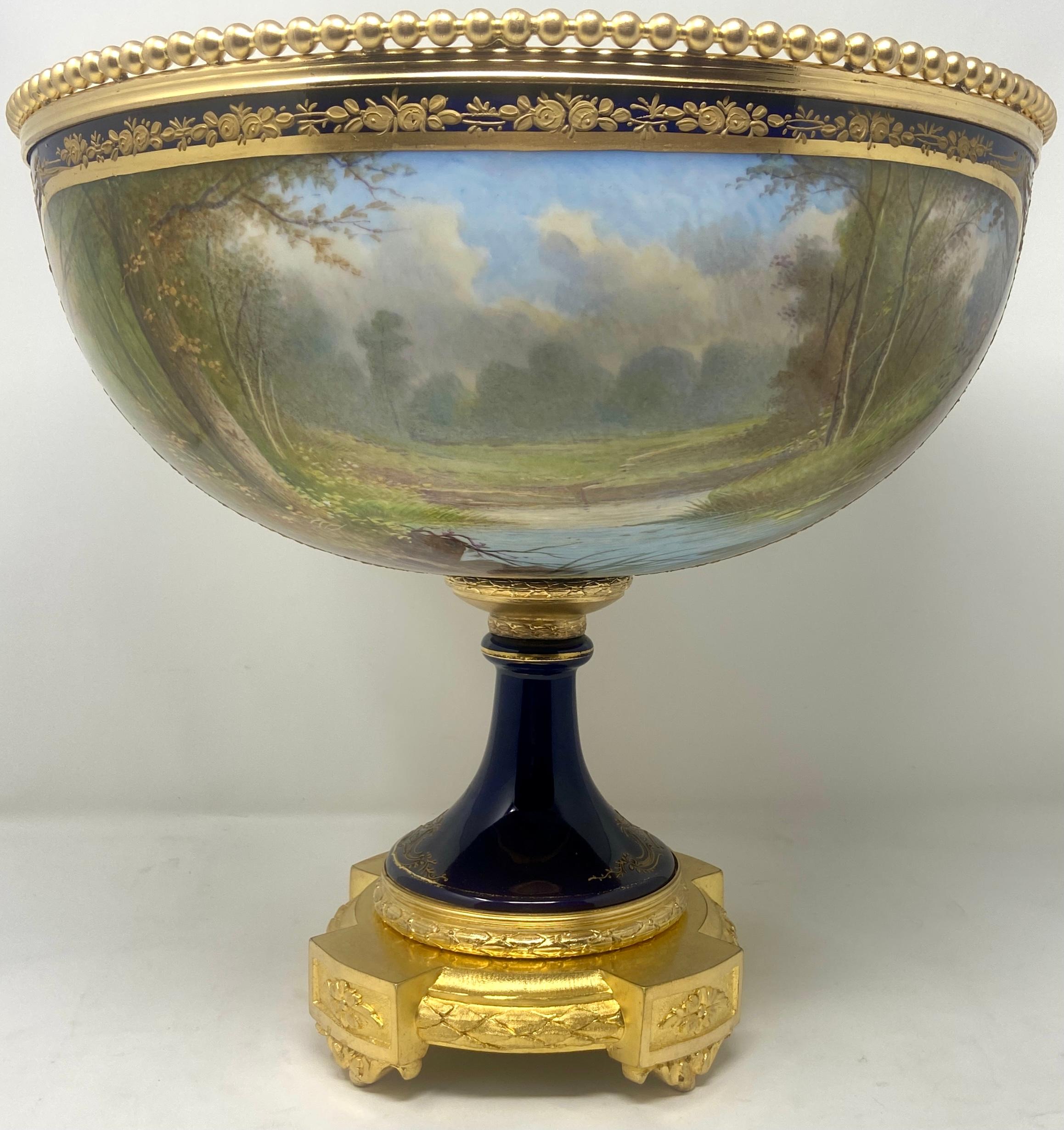 Antique French Gold Bronze & Cobalt Blue Sevres Porcelain Centerpiece, Ca. 1890 In Good Condition In New Orleans, LA