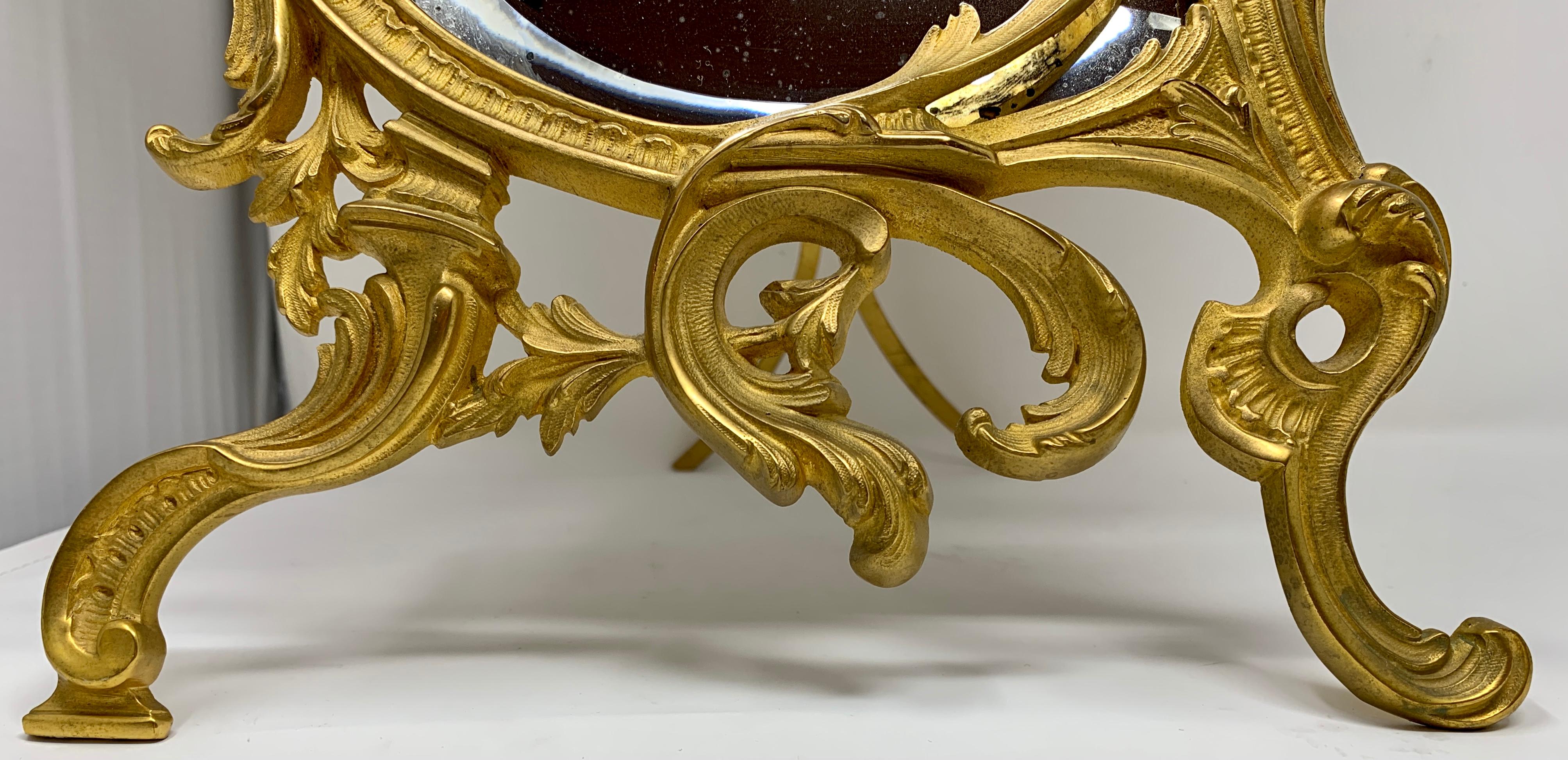 Antiker französischer „Coiffeuse“-Spiegel aus Goldbronze, um 1880 im Zustand „Gut“ im Angebot in New Orleans, LA