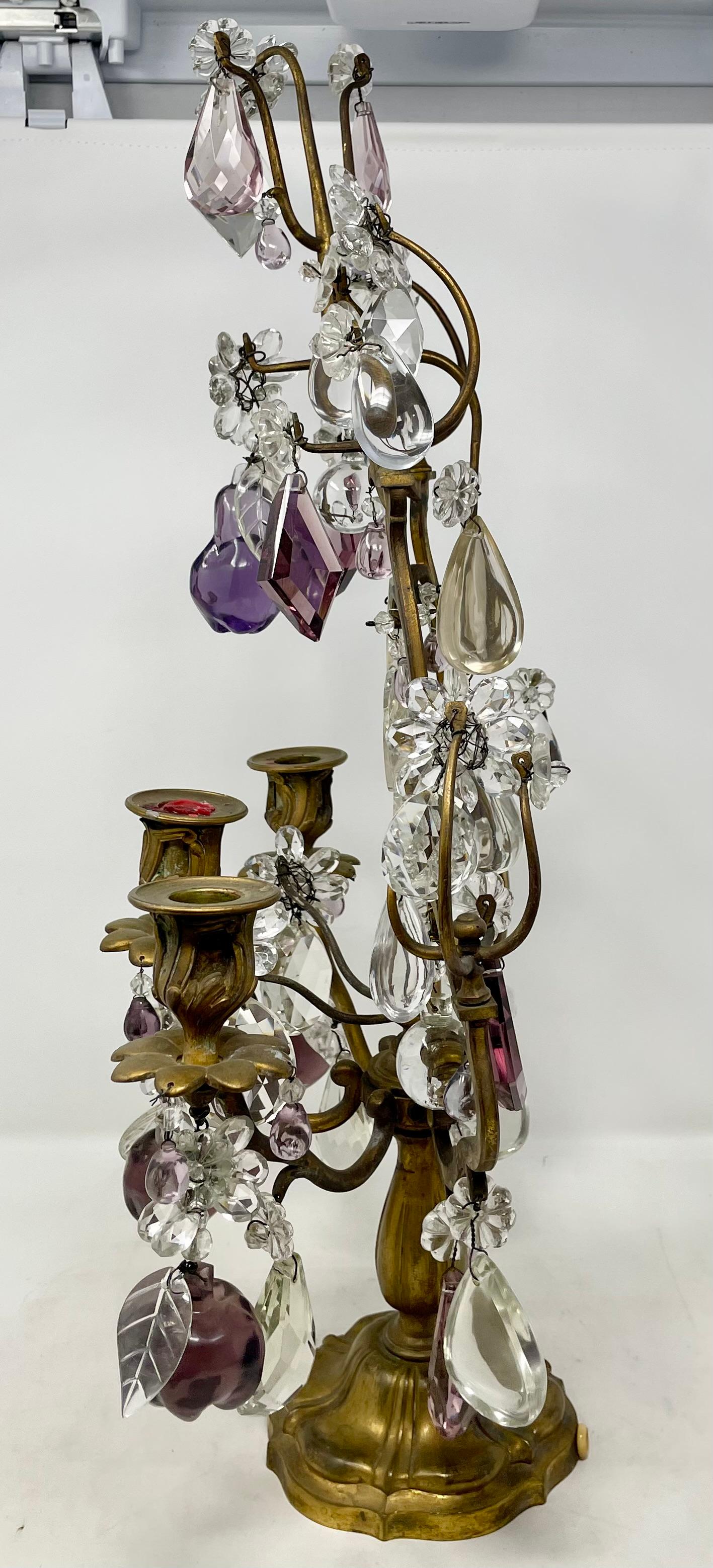 Girandoles anciennes en bronze doré et cristal taillé avec fleur de lys Circa 1900 en vente 5
