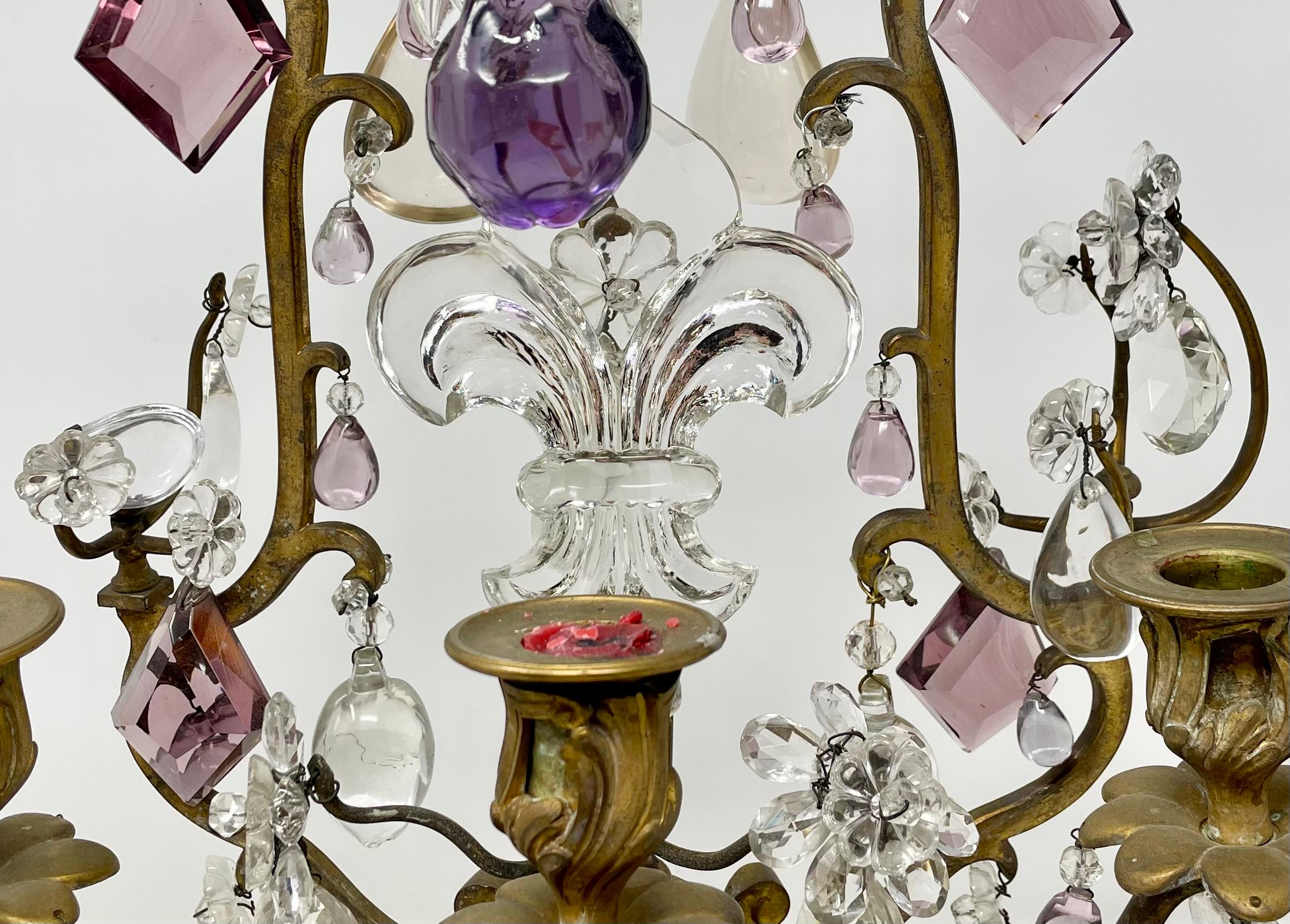 Girandoles anciennes en bronze doré et cristal taillé avec fleur de lys Circa 1900 en vente 3