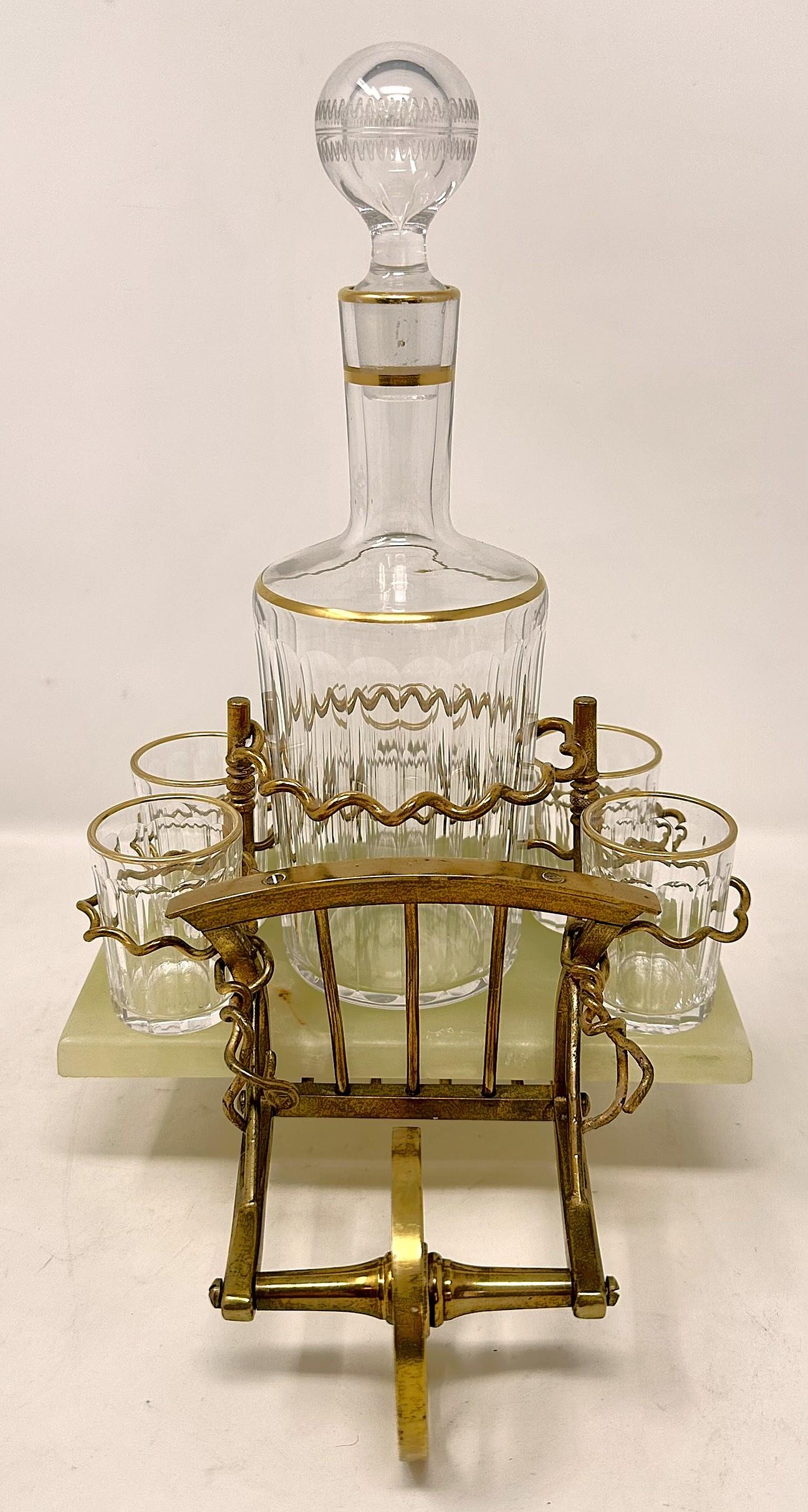 Antique French Goldbronze, Marmor & Kristall Schubkarre Likör Set, CIRCA 1880 (19. Jahrhundert) im Angebot