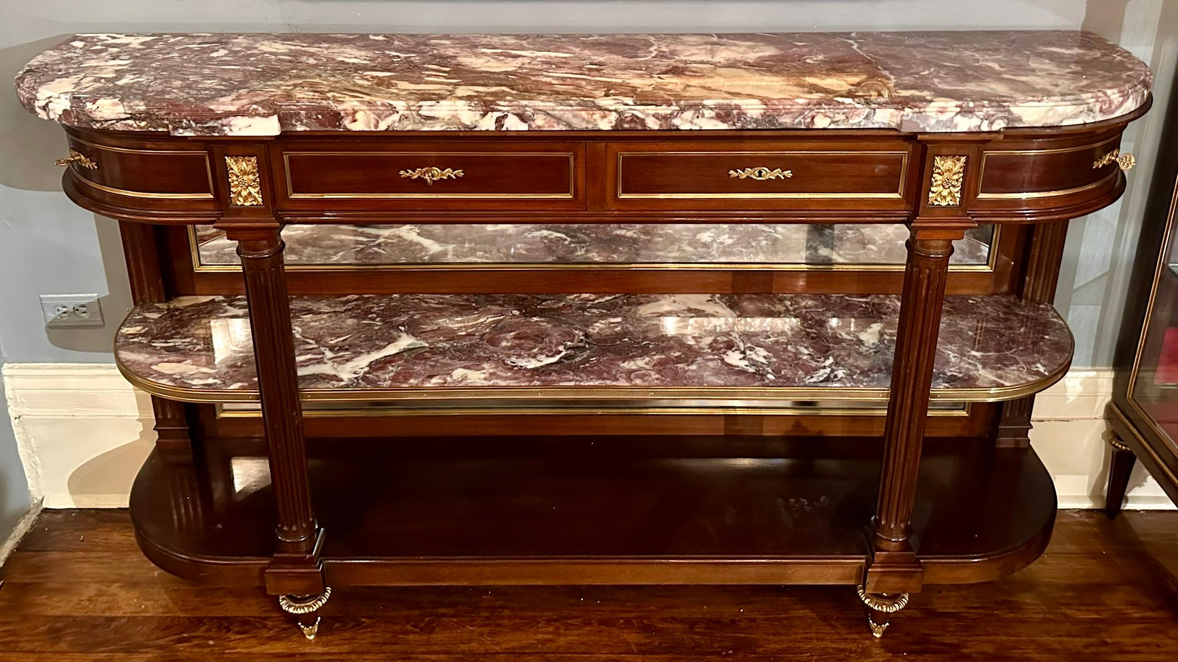 Antikes französisches Sideboard aus Mahagoni mit Marmorplatte und Goldbronze-Montierung, um 1890 (Französisch) im Angebot