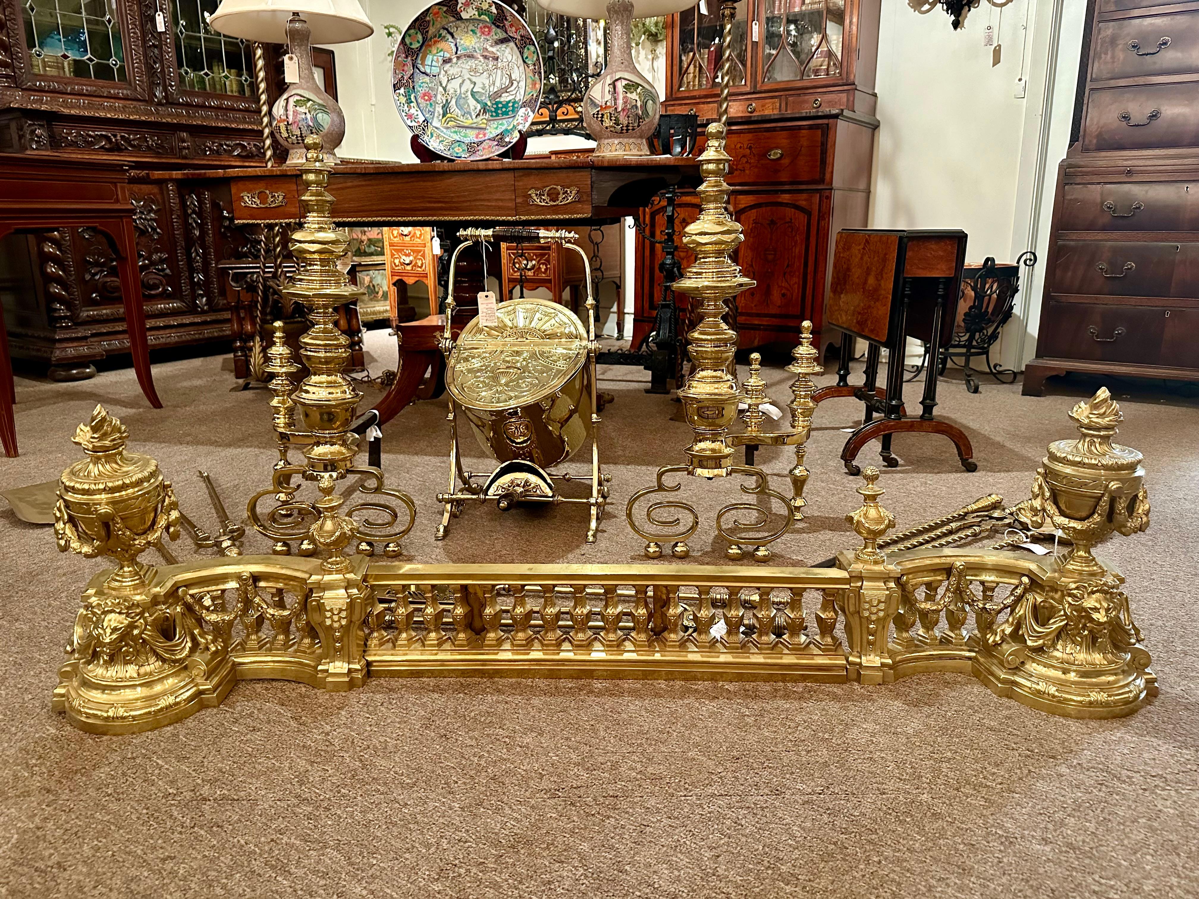 Antique French Gold Bronze Three Piece Fire Fender, Circa 1890. For Sale 1
