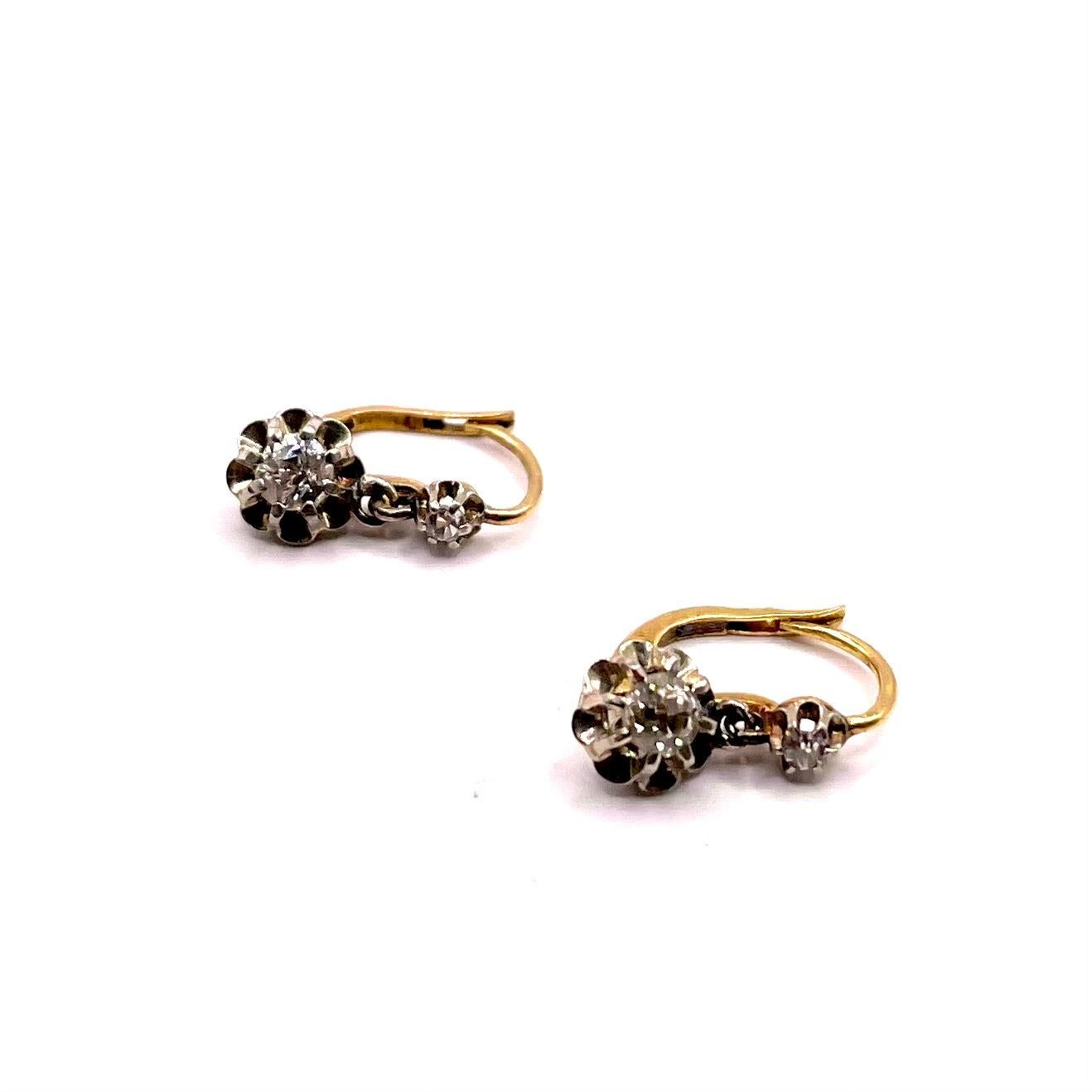 Antique French gold earrings with old-cut diamonds 0.68ct circa1930s. For Sale 1
