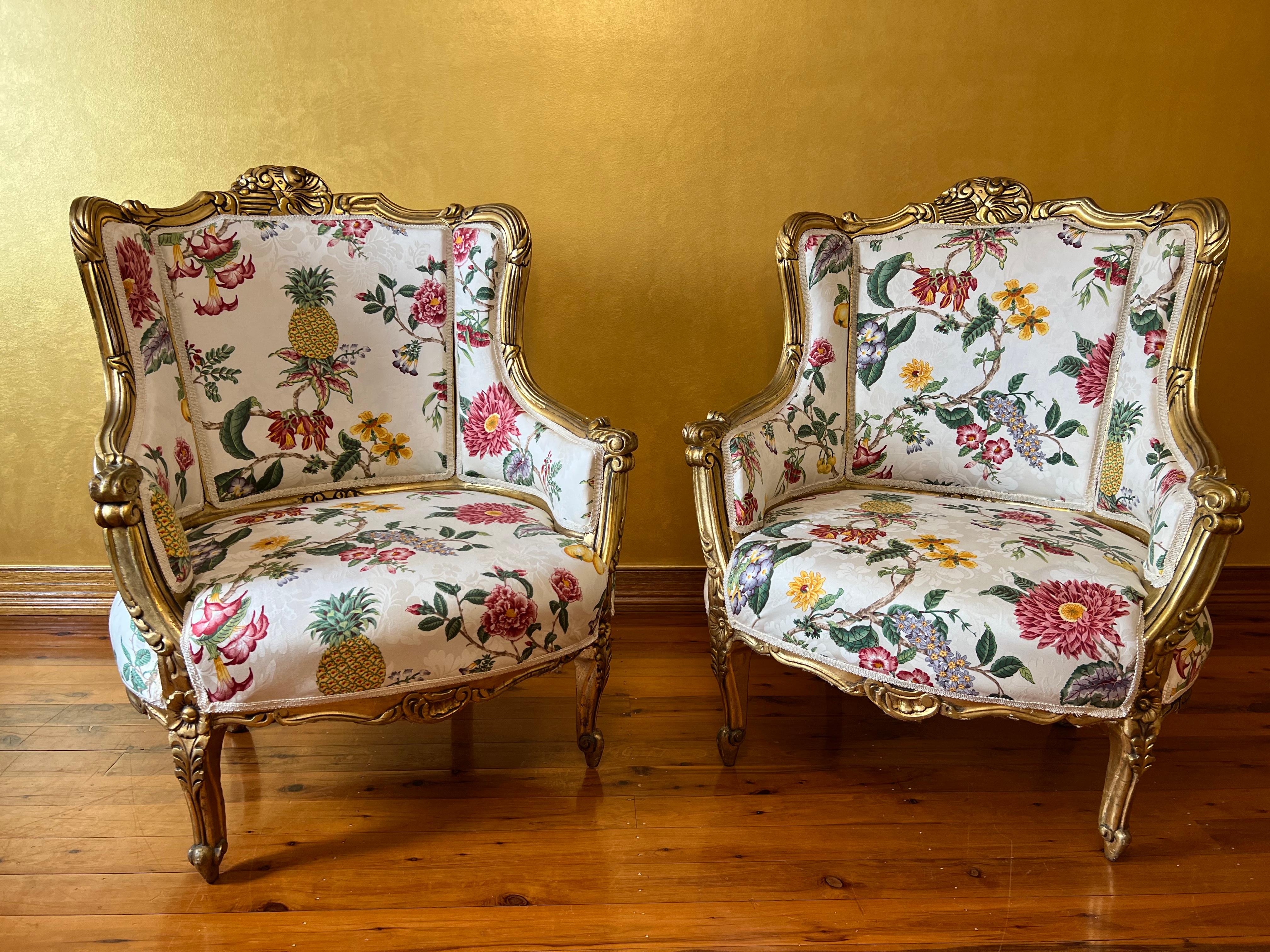 Antike französische vergoldete Lounge- und Schlafzimmersuite aus Gold im Angebot 8