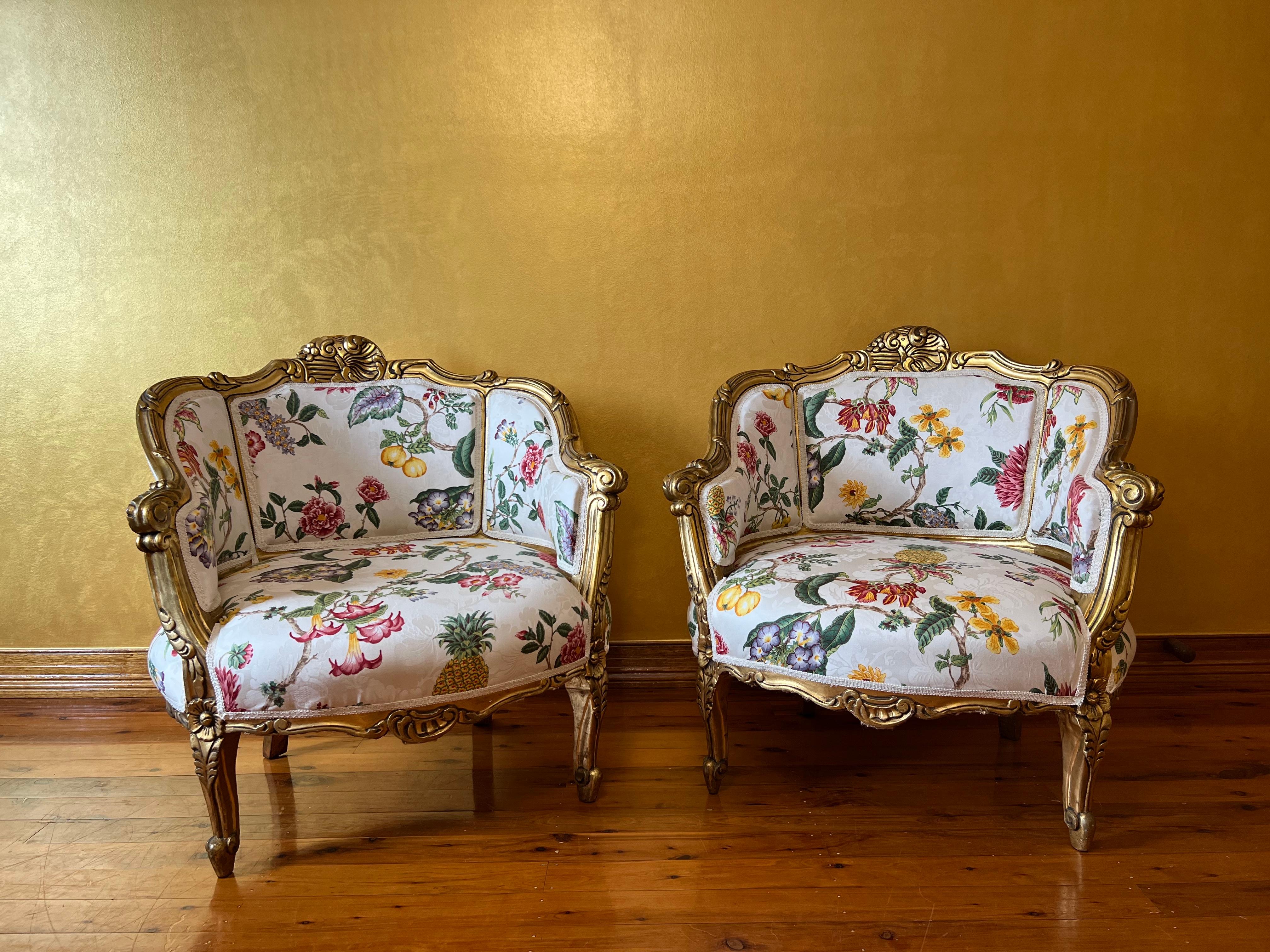 Antike französische vergoldete Lounge- und Schlafzimmersuite aus Gold im Angebot 3