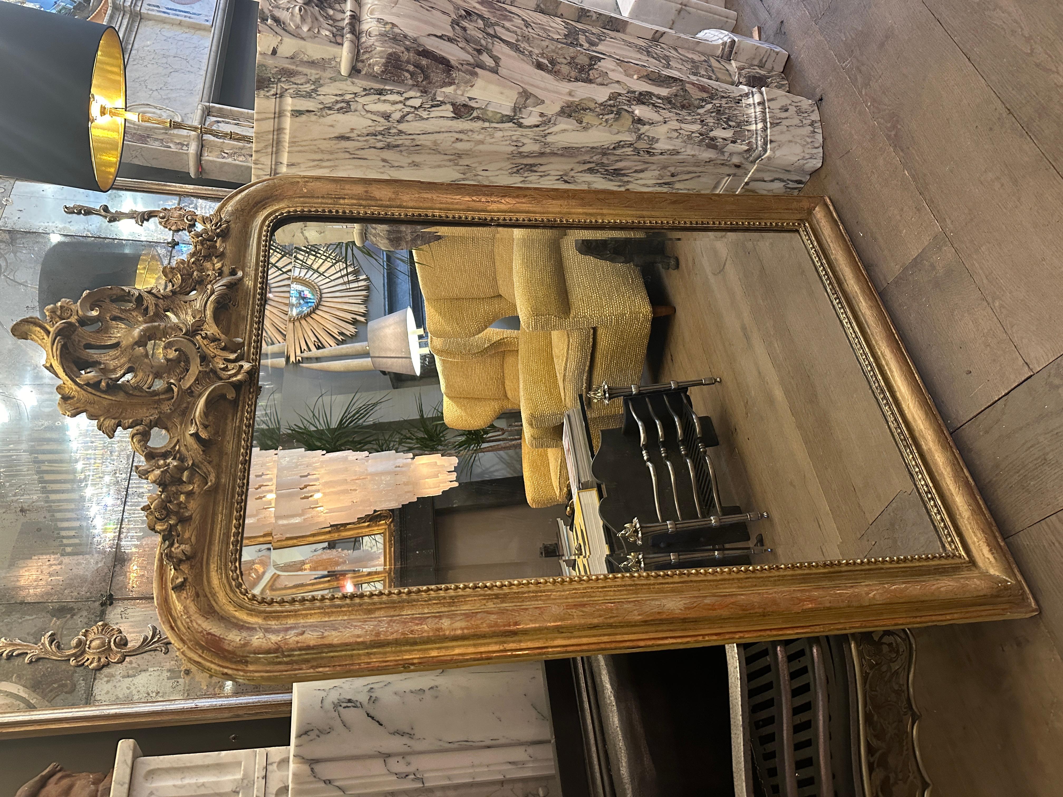 Antique French Gold Gilt Rococo Mirror With Bevelled Plate In Good Condition For Sale In London, GB