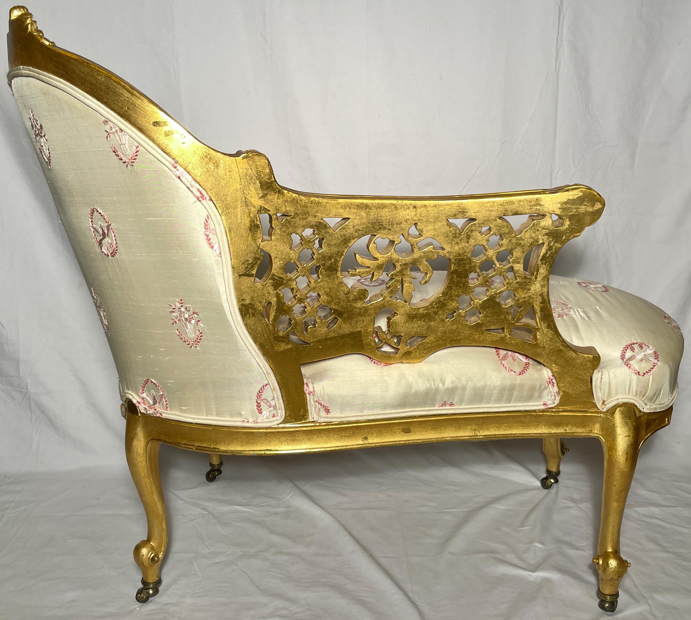 Antique French Gold-Leaf Recamier Chaise Lounge with Carved Wood, Circa 1890s In Good Condition In New Orleans, LA