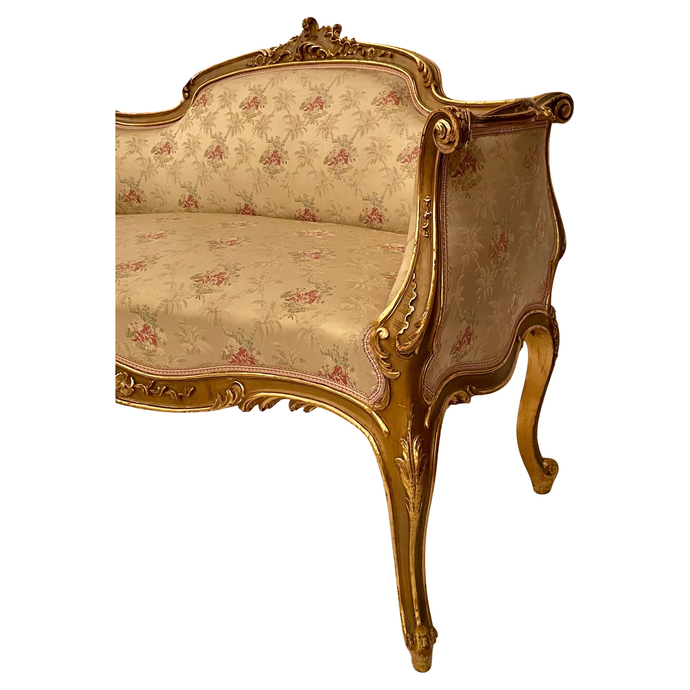 Canapé ancien français à feuilles d'or, Circa 1890. en vente 1