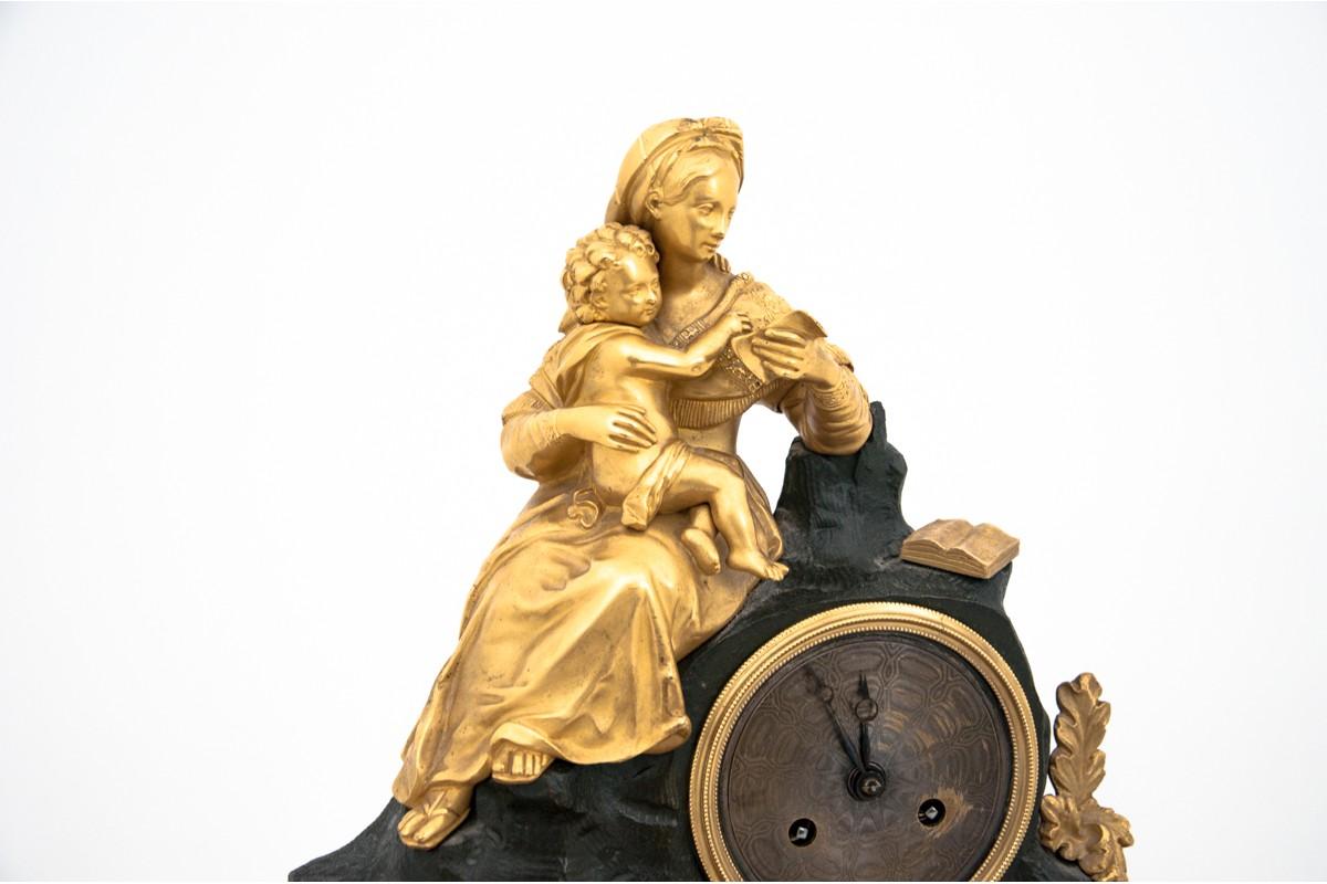Antique French Gold Mantel Clock, circa 1900 In Good Condition In Chorzów, PL