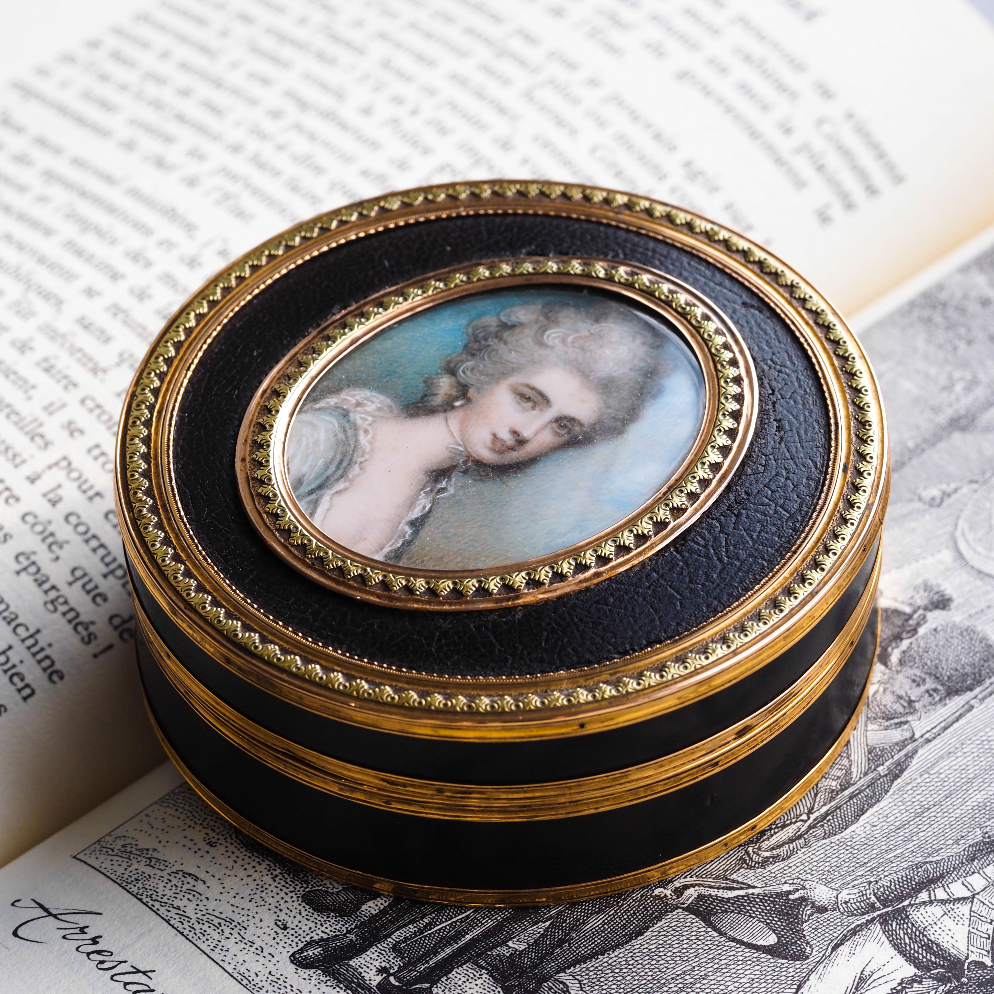 Antique French Gold Mounted Box, Portrait of a Lady Manner of Cosway 18° C. in vendita 5