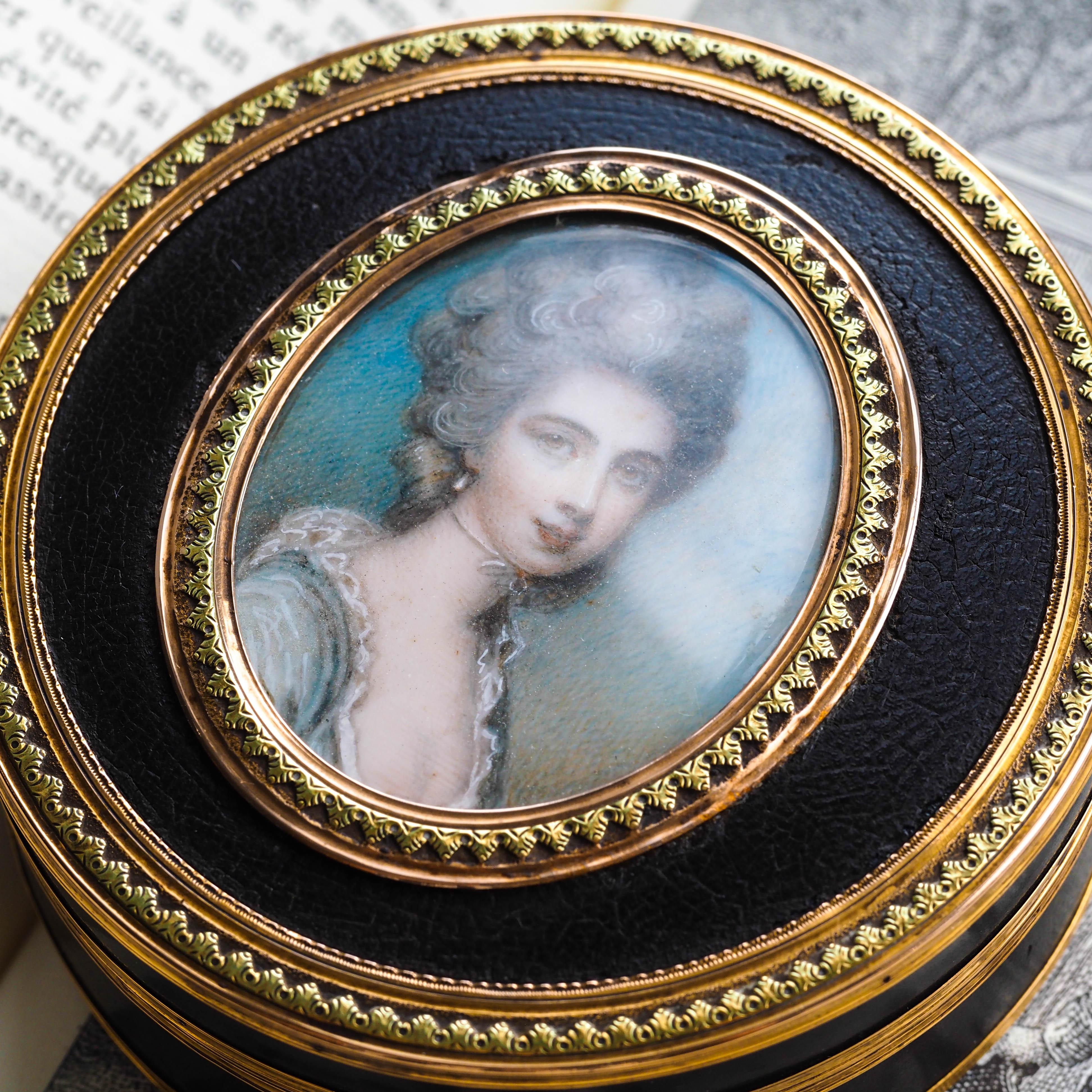 Antique French Gold Mounted Box, Portrait of a Lady Manner of Cosway 18° C. in vendita 6