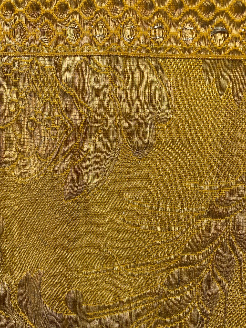 Bobyrug's Antike Französische Goldene Kasel im Angebot 9