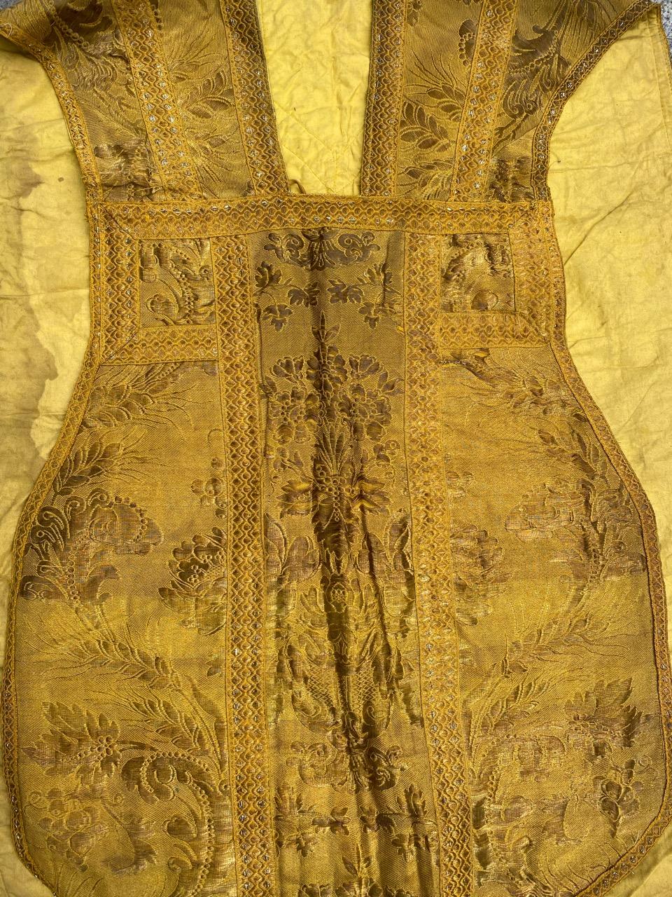 Bobyrug’s Antique French Golden Chasuble For Sale 12