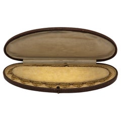 Antike französische Goldkette im Originaletui, Frankreich, um 1910.