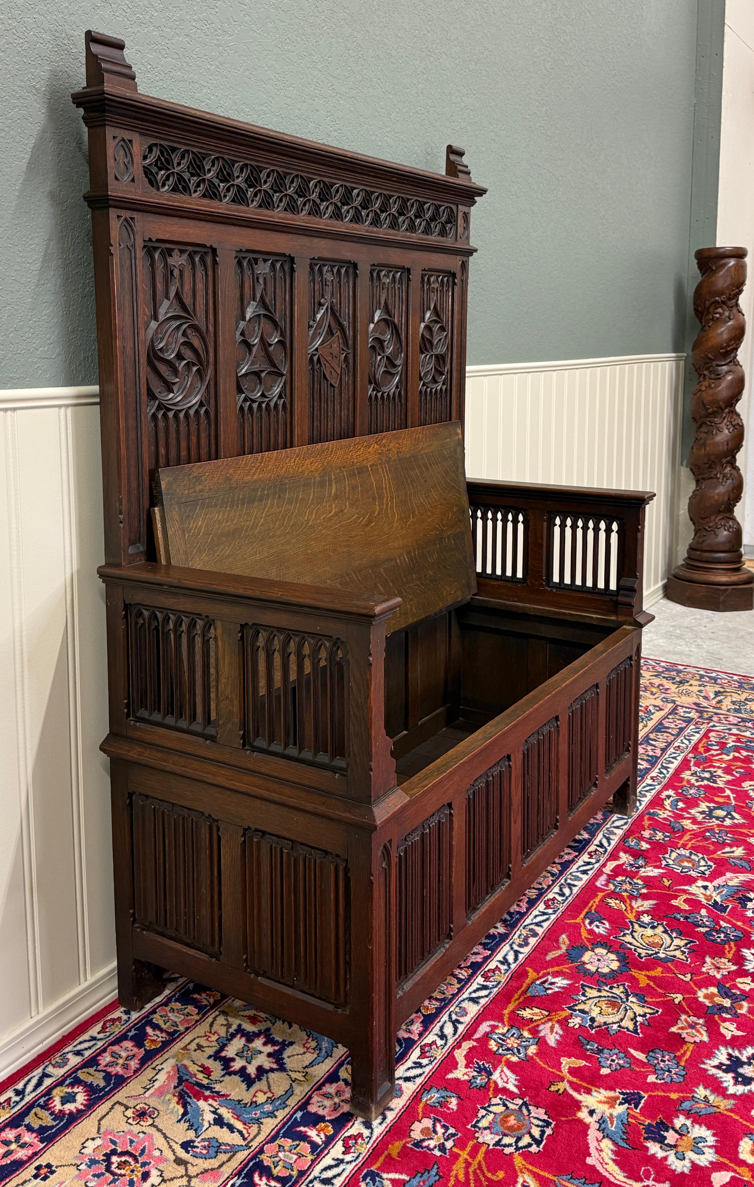 Antique French Gothic Bench Settee Oak Arches Linen Fold Lift Top Seat c. 1900 For Sale 10