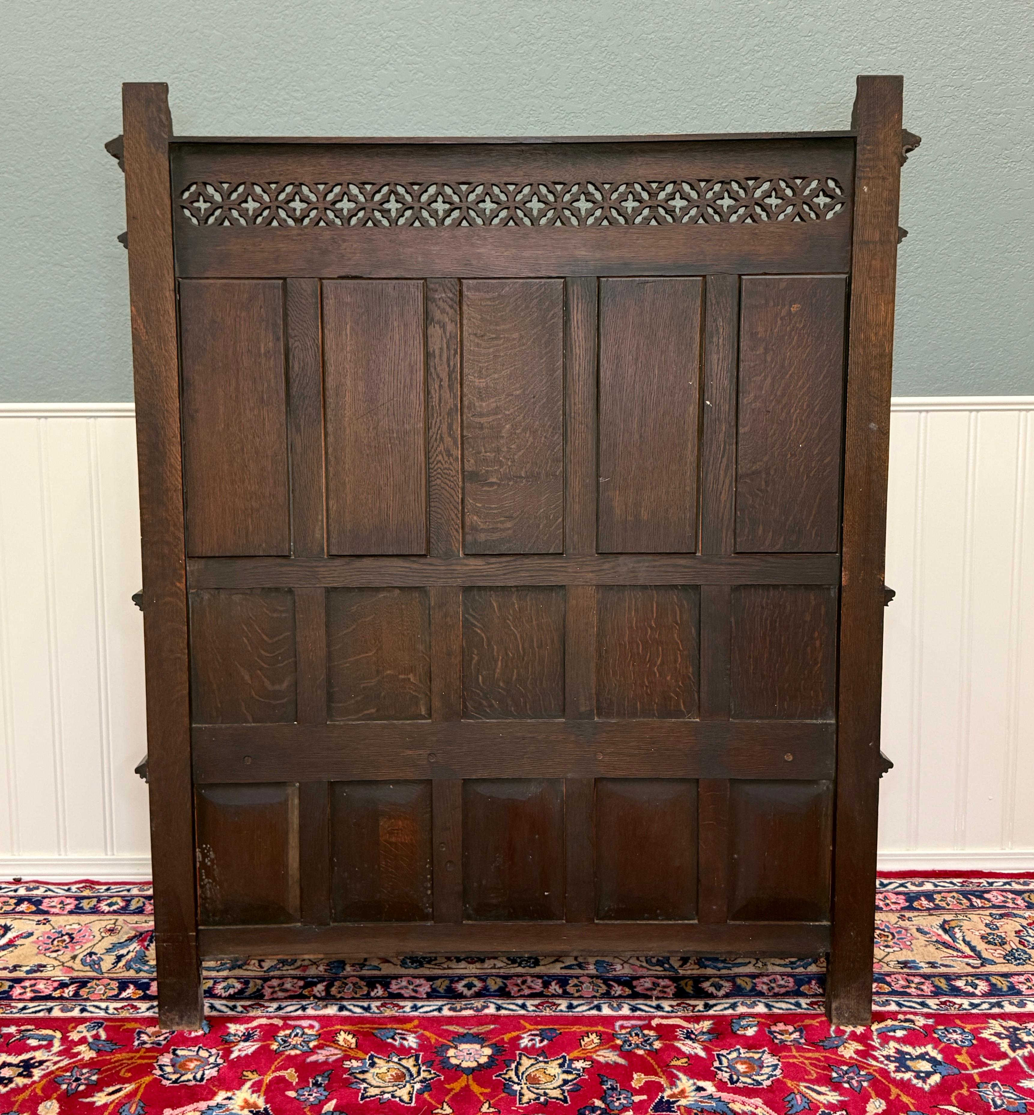 Antique French Gothic Bench Settee Oak Arches Linen Fold Lift Top Seat c. 1900 For Sale 13