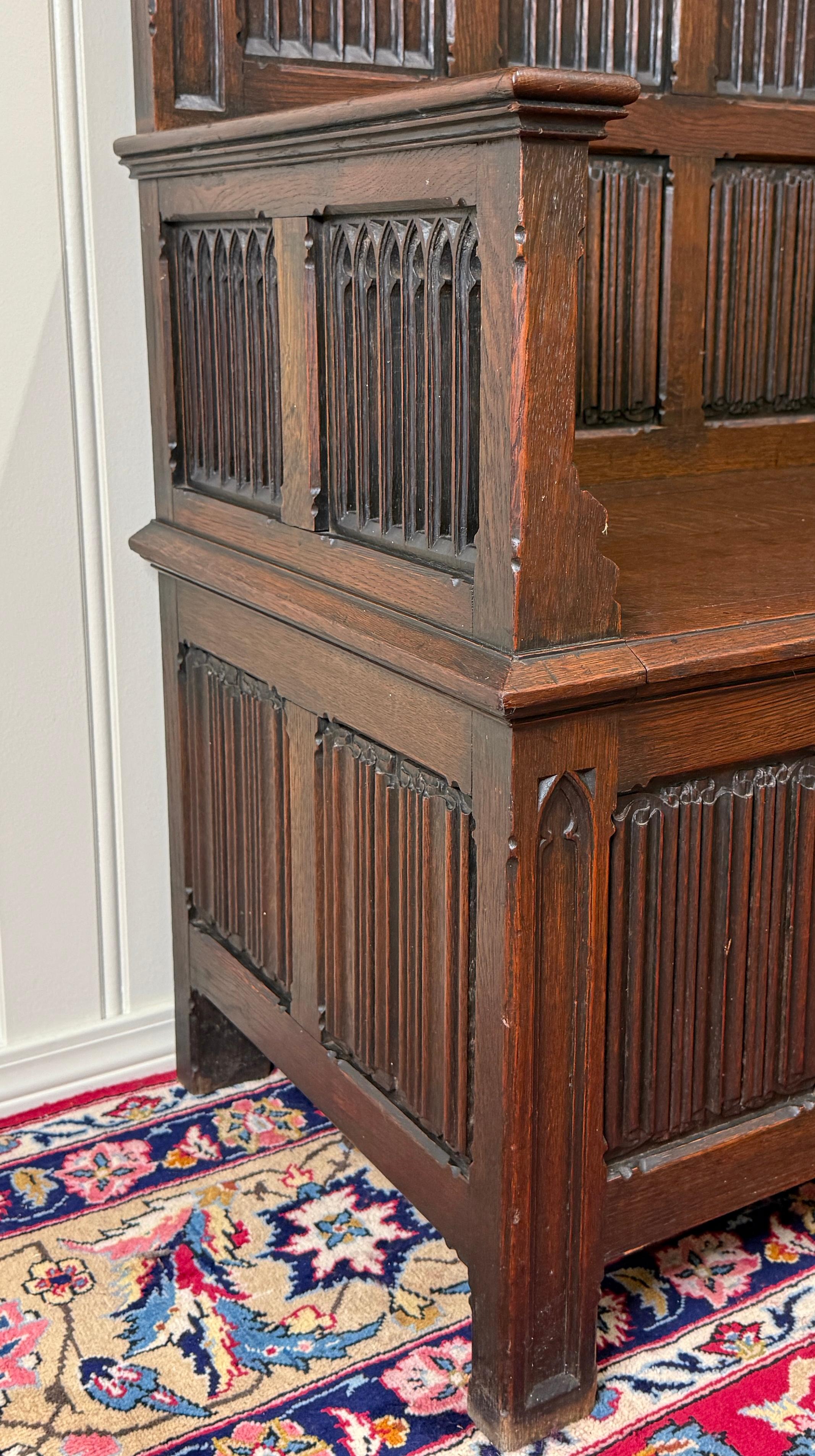 Antique French Gothic Bench Settee Oak Arches Linen Fold Lift Top Seat c. 1900 For Sale 2