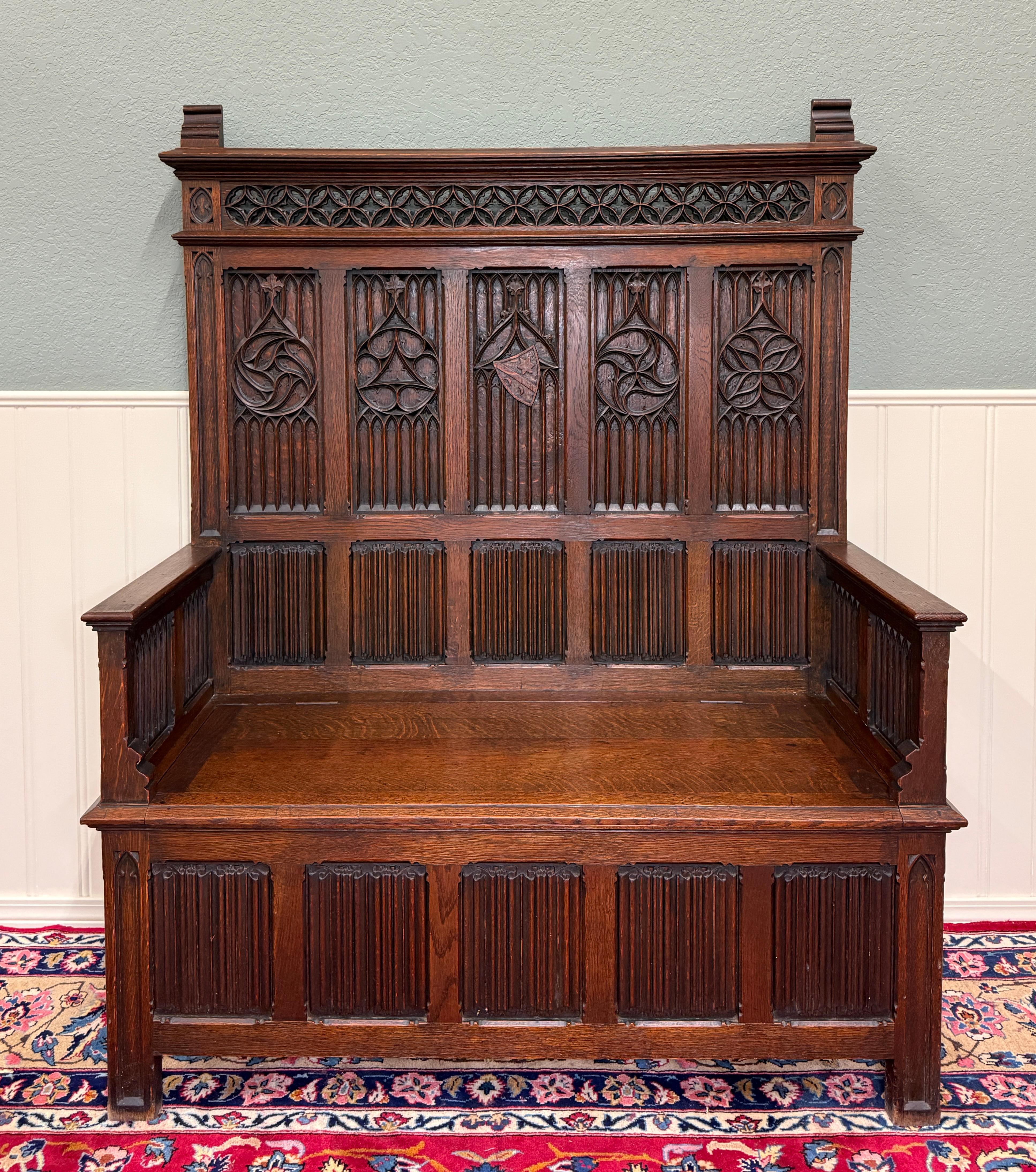 Antique French Gothic Bench Settee Oak Arches Linen Fold Lift Top Seat c. 1900 For Sale 3