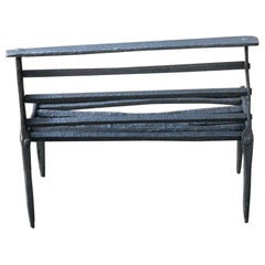 Antique French Gothic Fireplace Grate or Fire Basket, 17° - 18° secolo