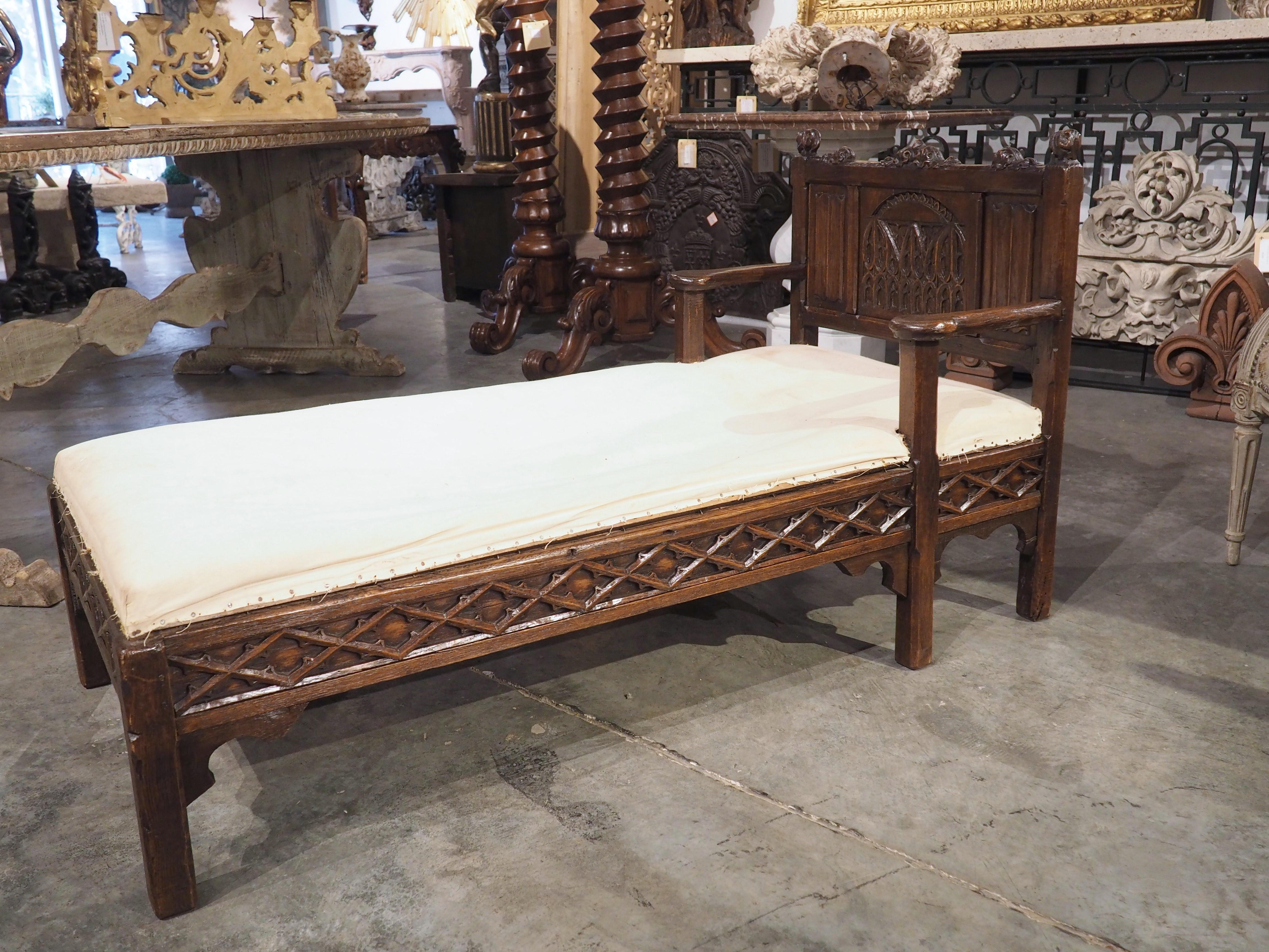 Hand-Carved Antique French Gothic Oak Chaise Longue, Circa 1870 For Sale