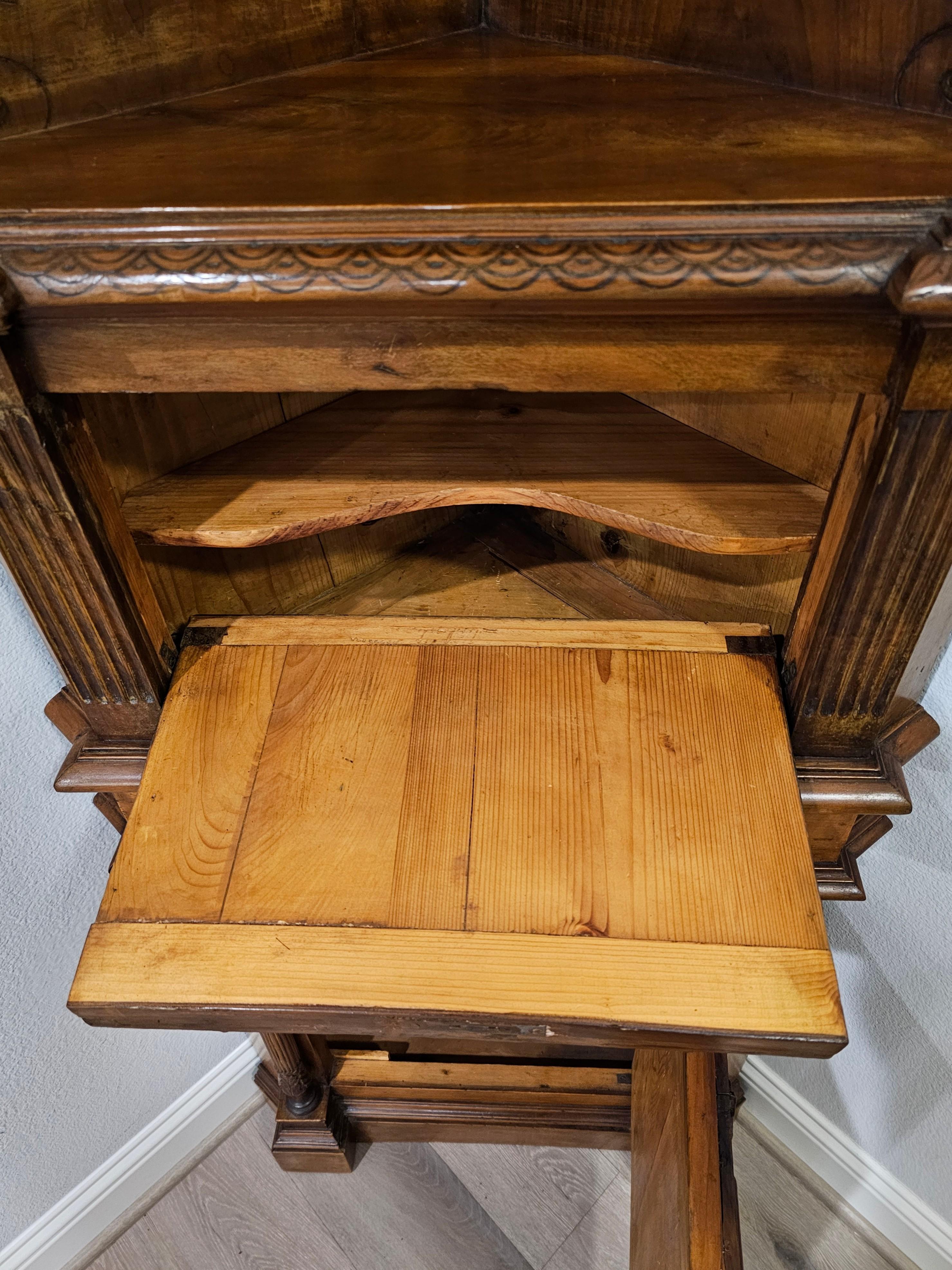 Antique French Gothic Revival Carved Burled Walnut Corner Cabinet For Sale 7